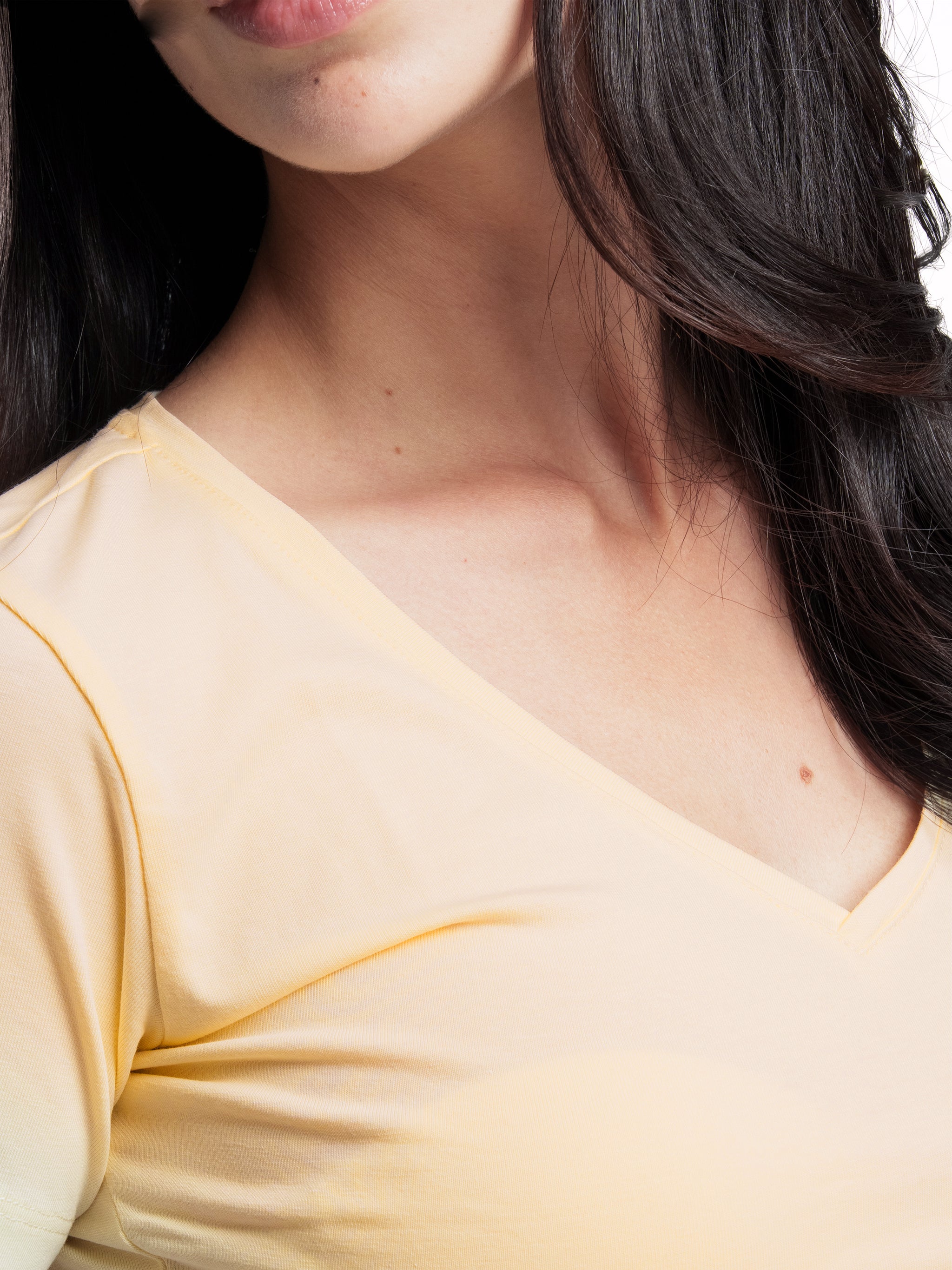 V-NECK SHORT SLEEVE TOP