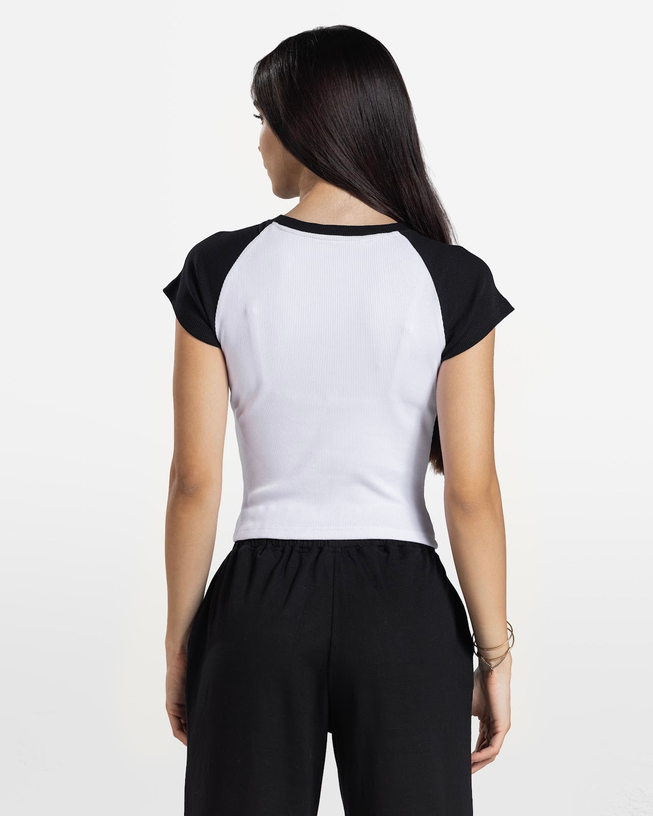 CONTRAST SLEEVE TEE BLACK 2