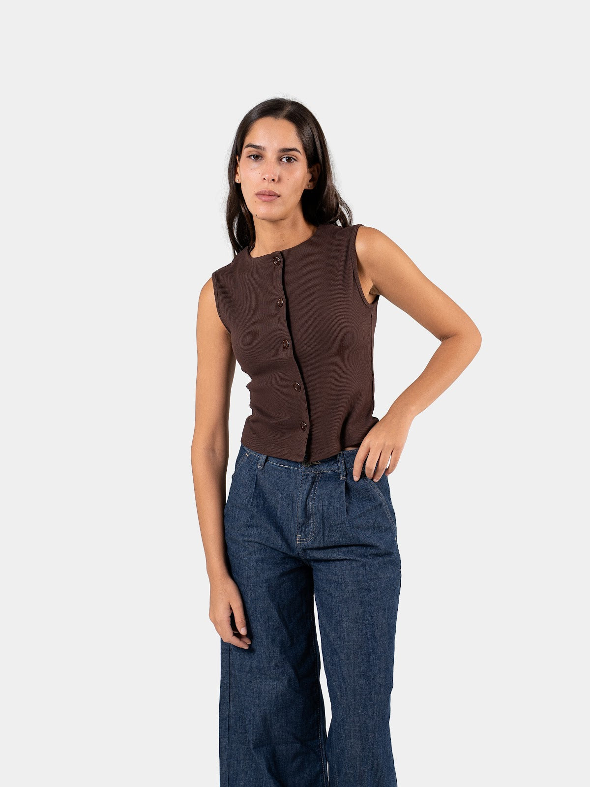 RIBBED BUTTON TANK BROWN 2