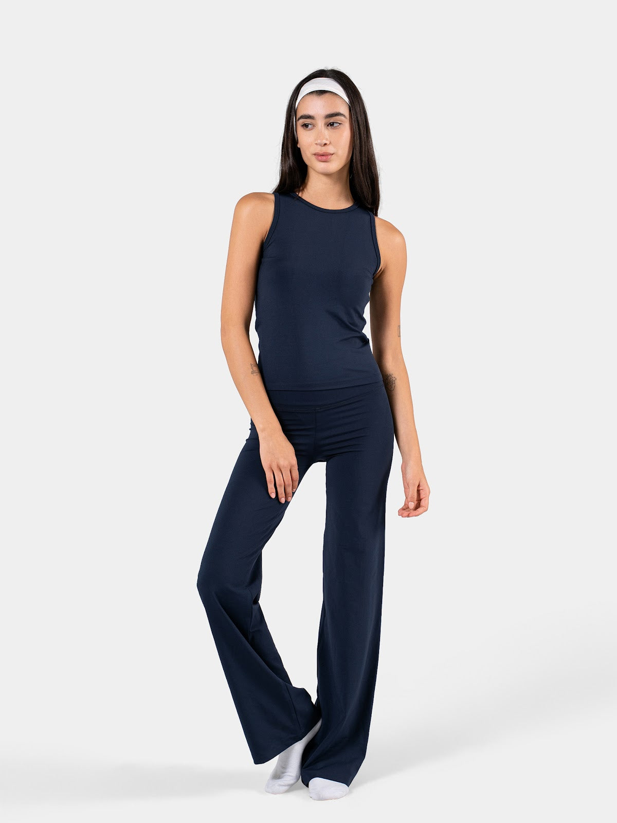 MOVE STRAIGHT LEG YOGA PANTS NAVY 5
