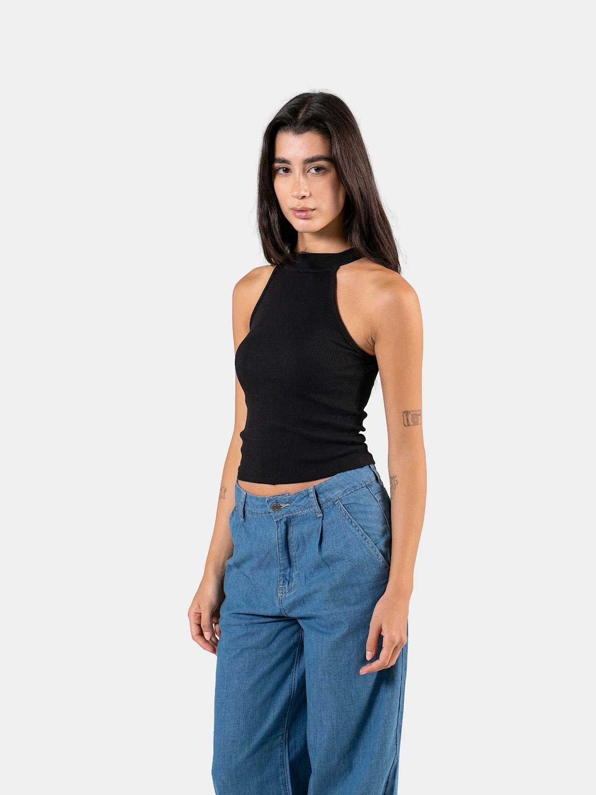RIBBED HALTER TOP BLACK 3