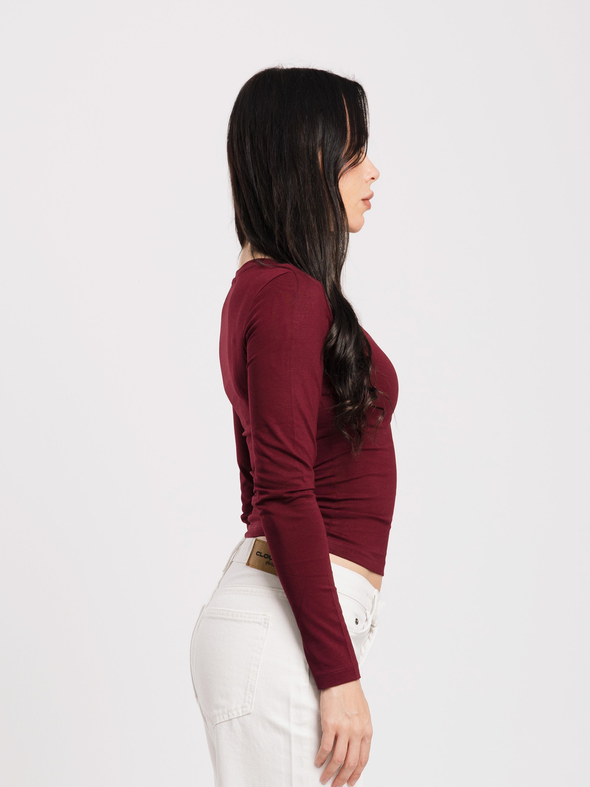 V-NECK LONG SLEEVE TOP