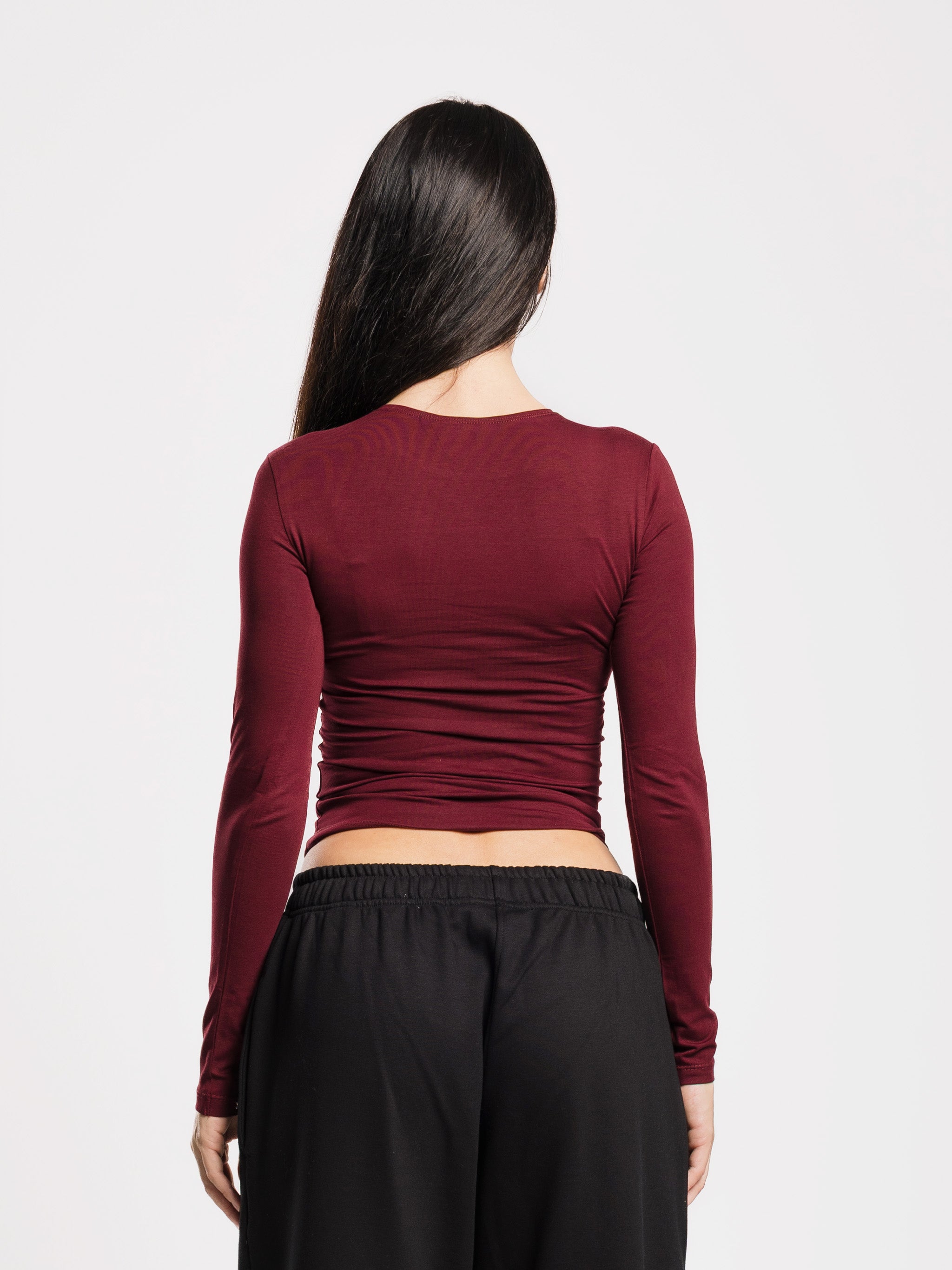 BASIC LONG SLEEVE TOP