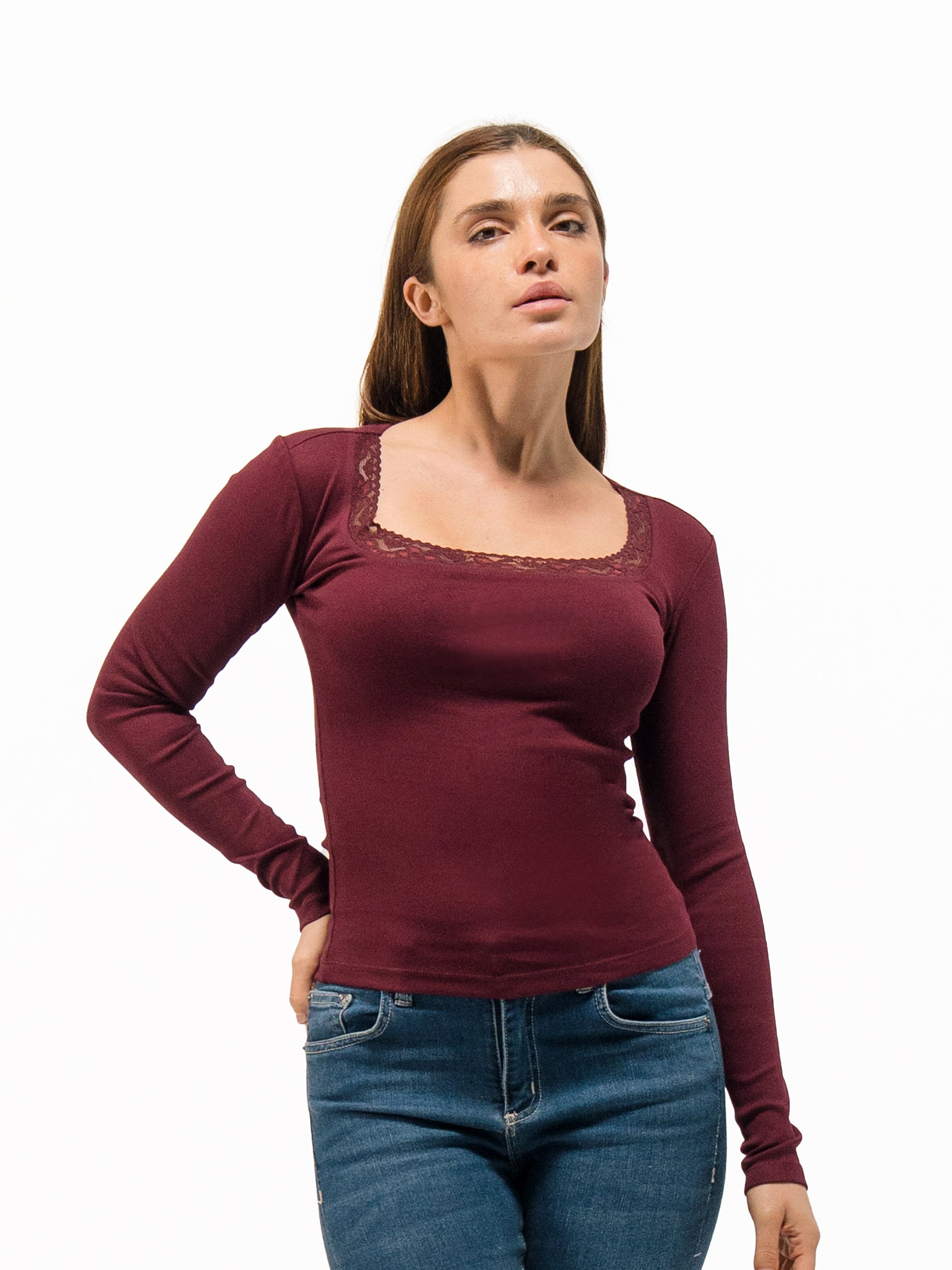 LACE SQUARE NECK LONG SLEEVE TOP