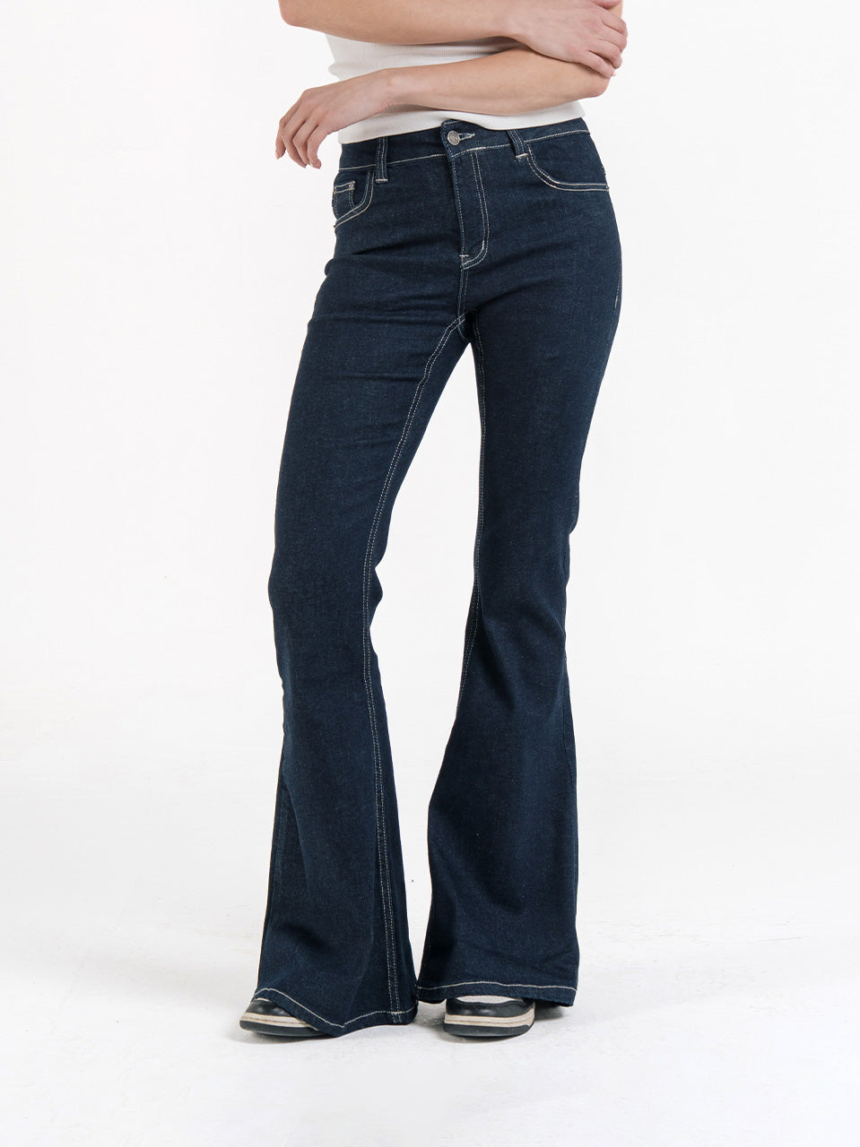FLARE JEANS