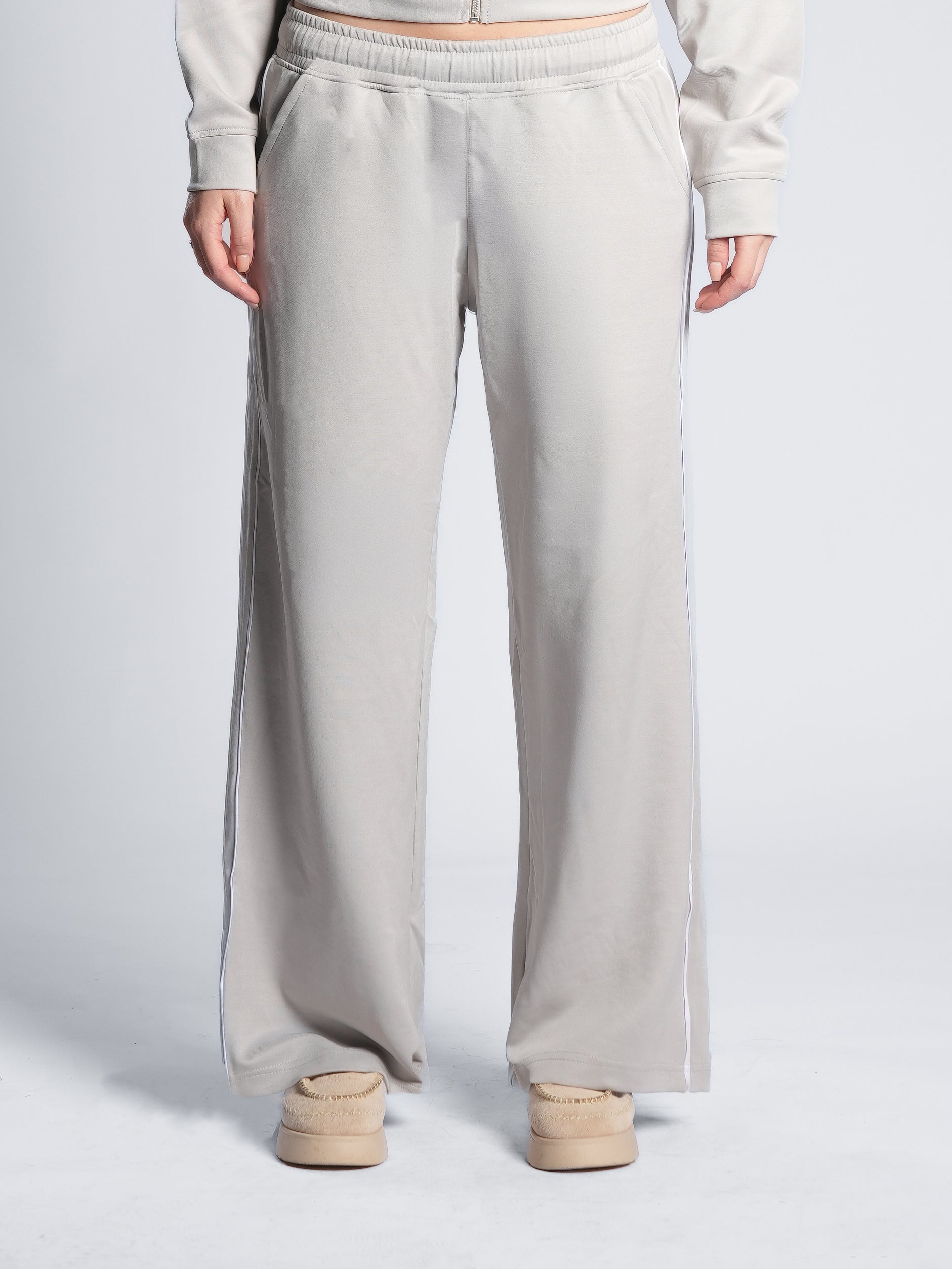 BREATHABLE COMFORTLUX LINED WIDE LEG PANT