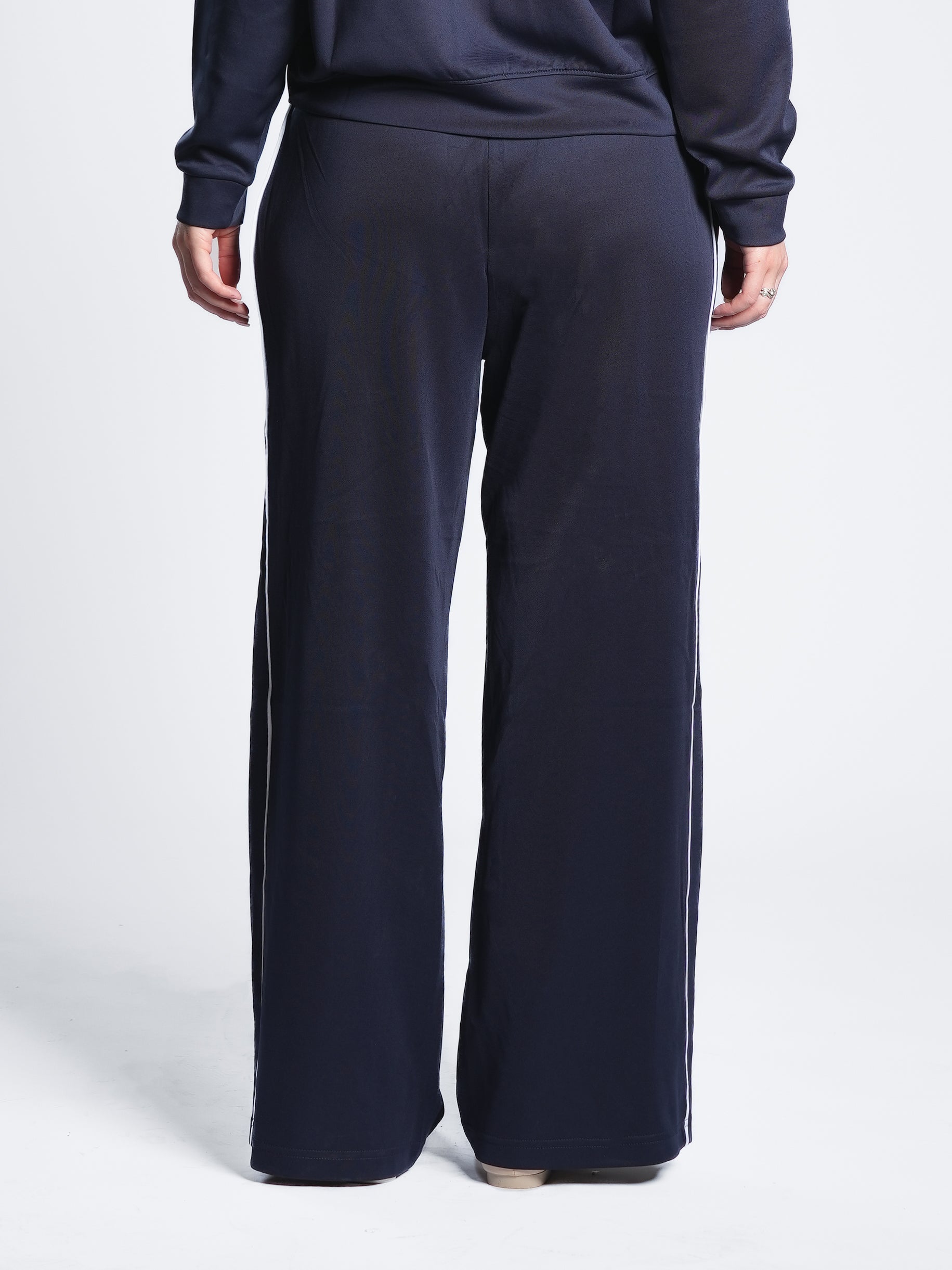 BREATHABLE COMFORTLUX LINED WIDE LEG PANT