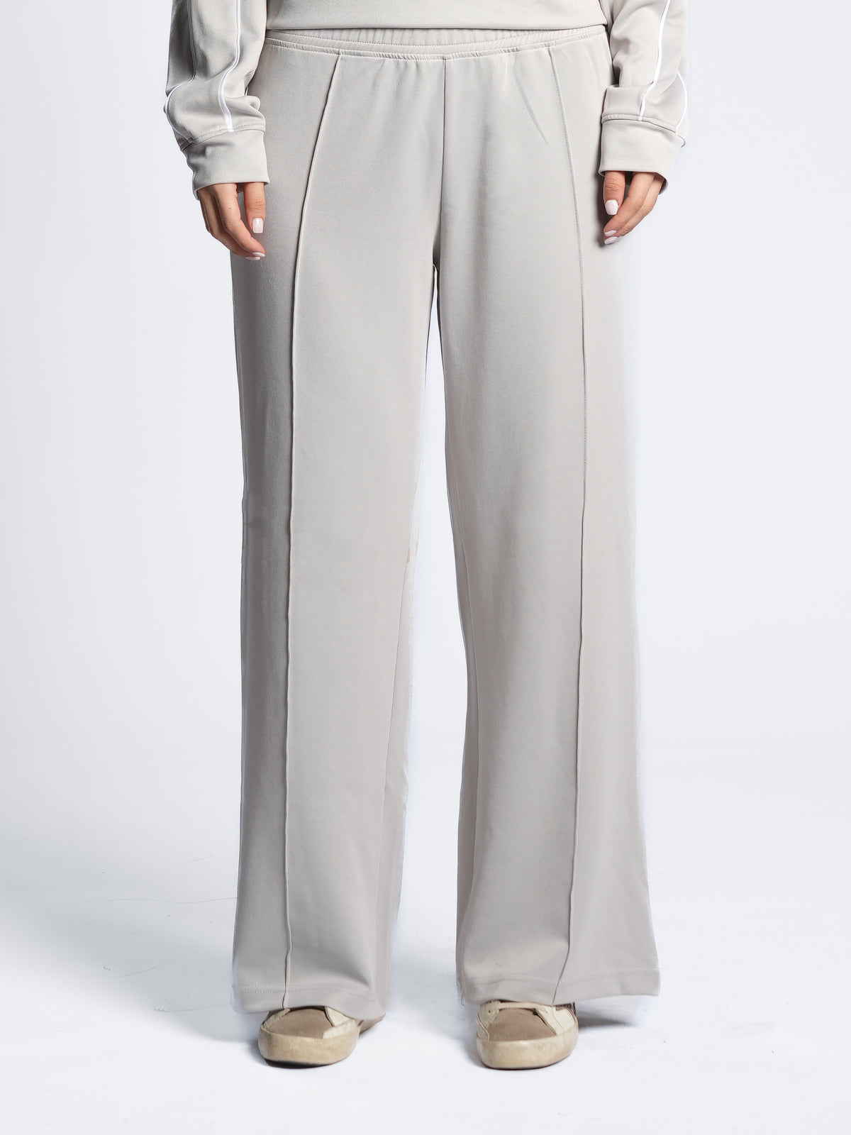 BREATHABLE PLEATED WIDE LEG PANTS