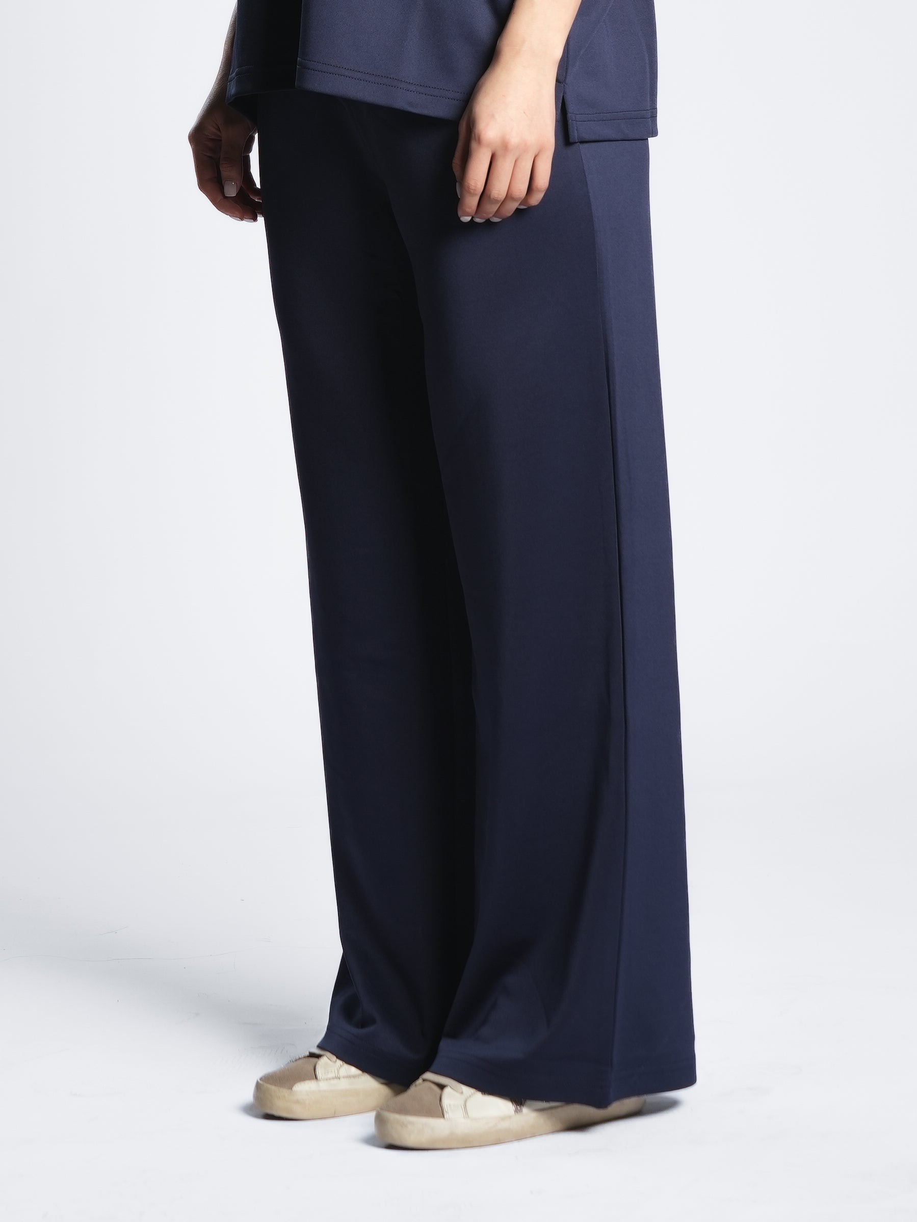 BREATHABLE COMFORTLUX WIDE LEG PANTS