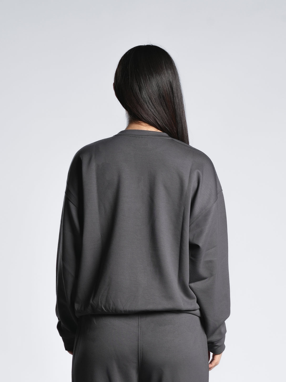 BREATHABLE CREWNECK