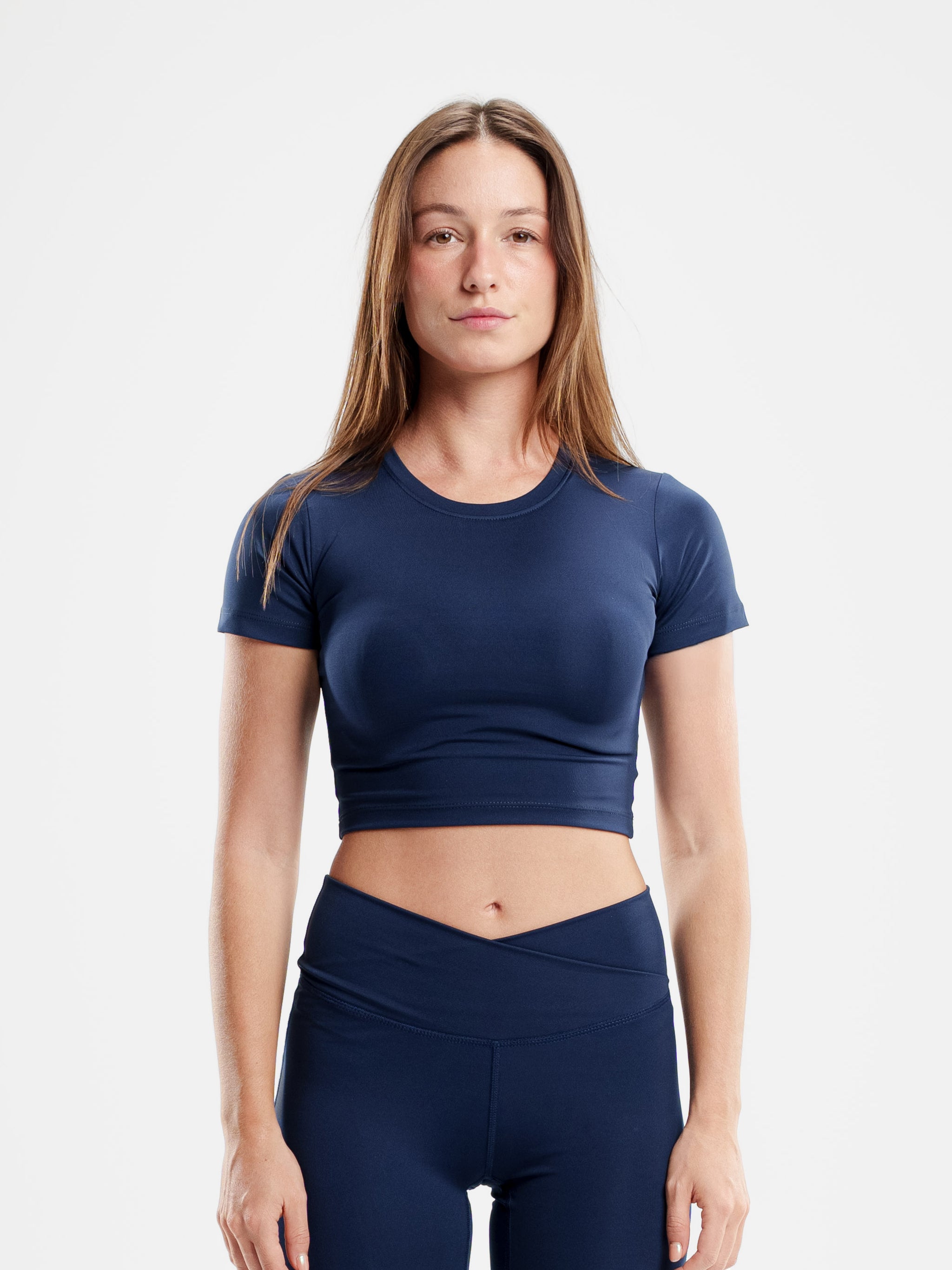 NAVY MOVE CROPPED FITTED TOP