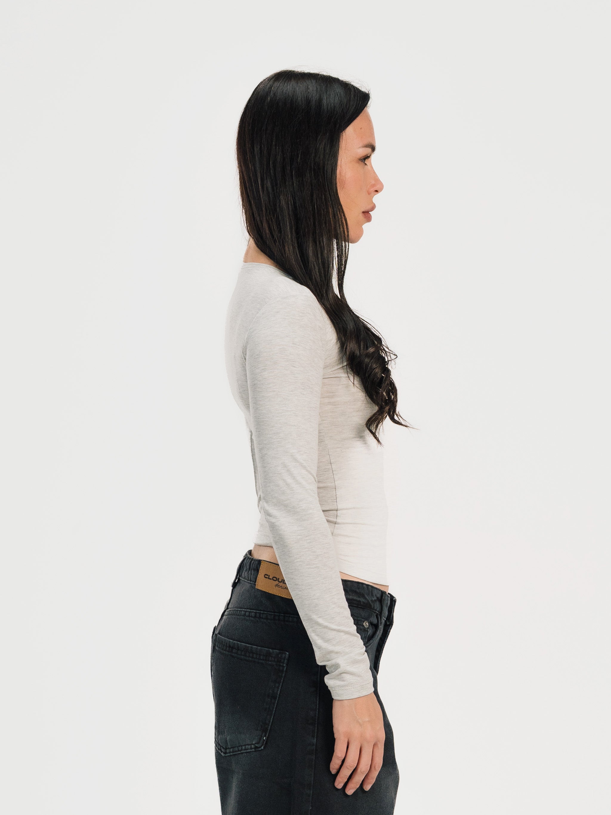 BASIC LONG SLEEVE TOP