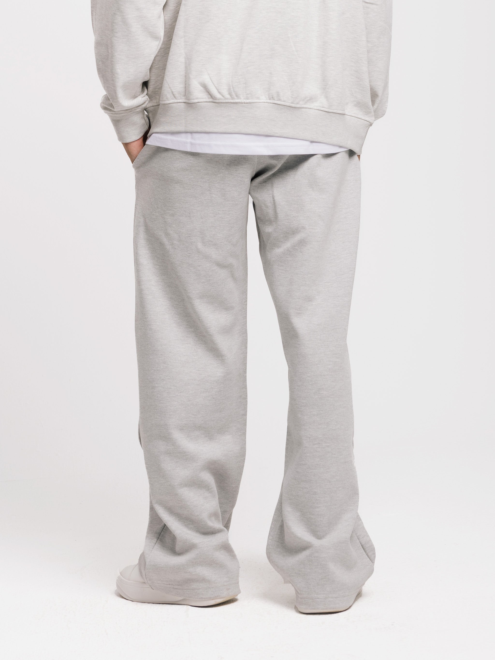 COMFORT+ STRAIGHT LEG SWEATPANTS