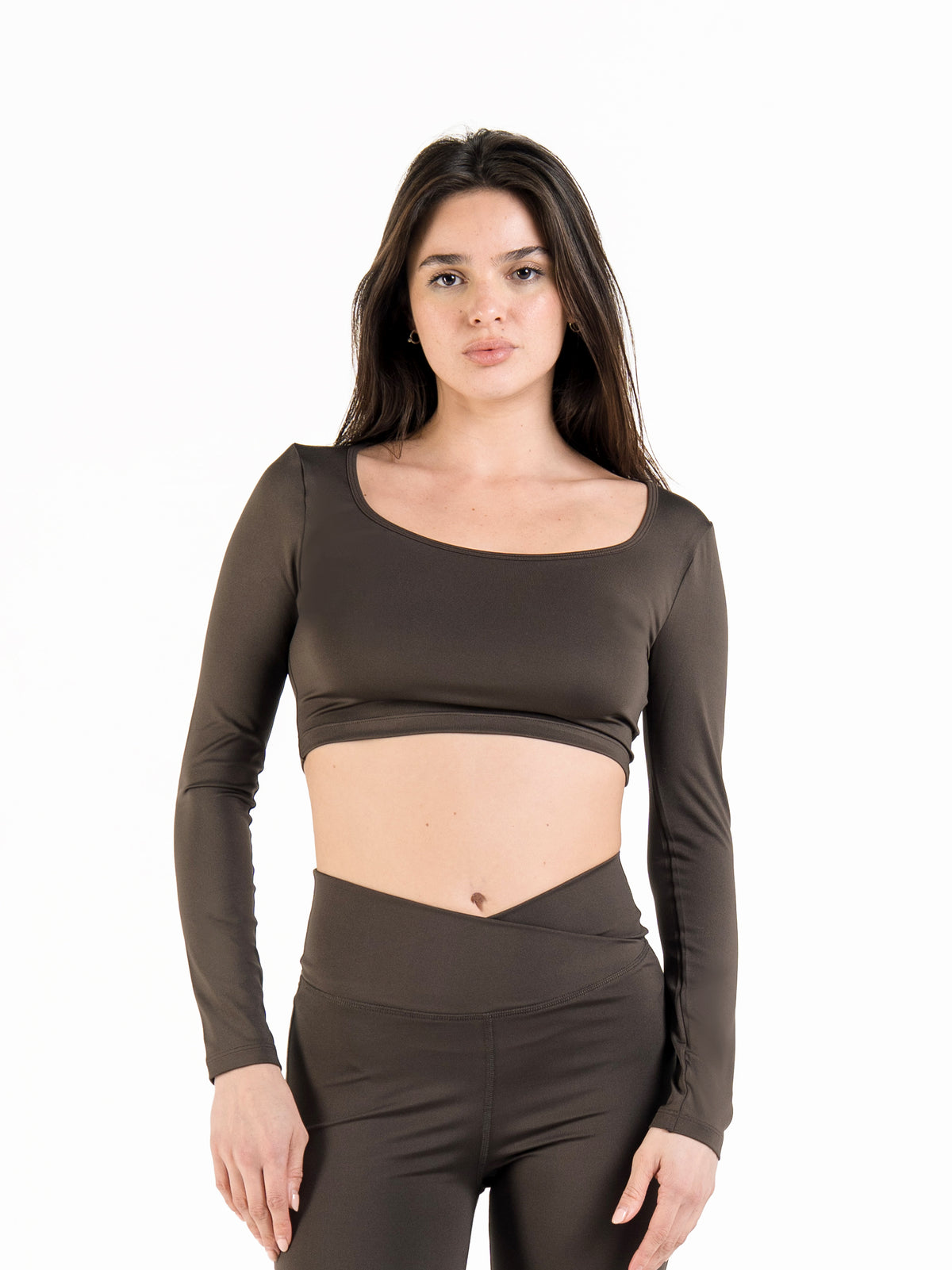 MOVE SQUARED NECK LONG SLEEVE CROPPED TOP