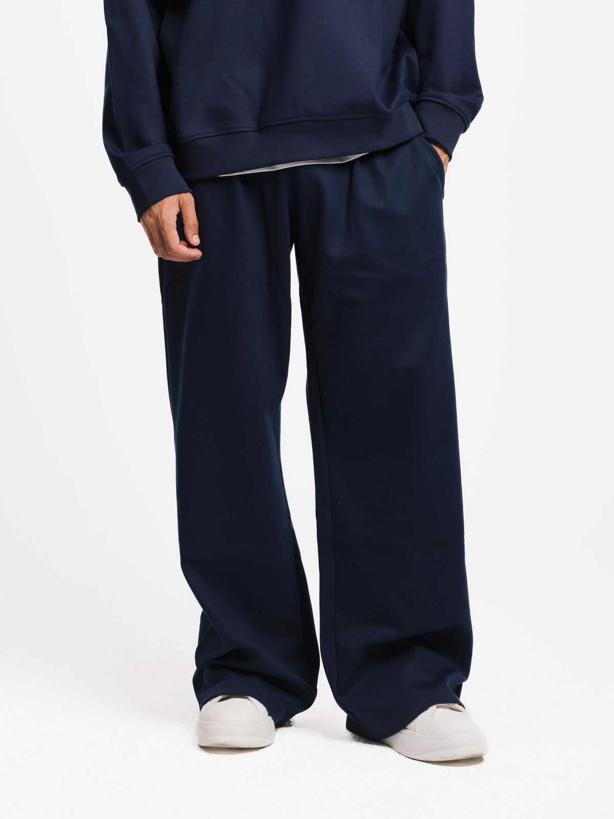 COMFORT+ STRAIGHT LEG SWEATPANTS