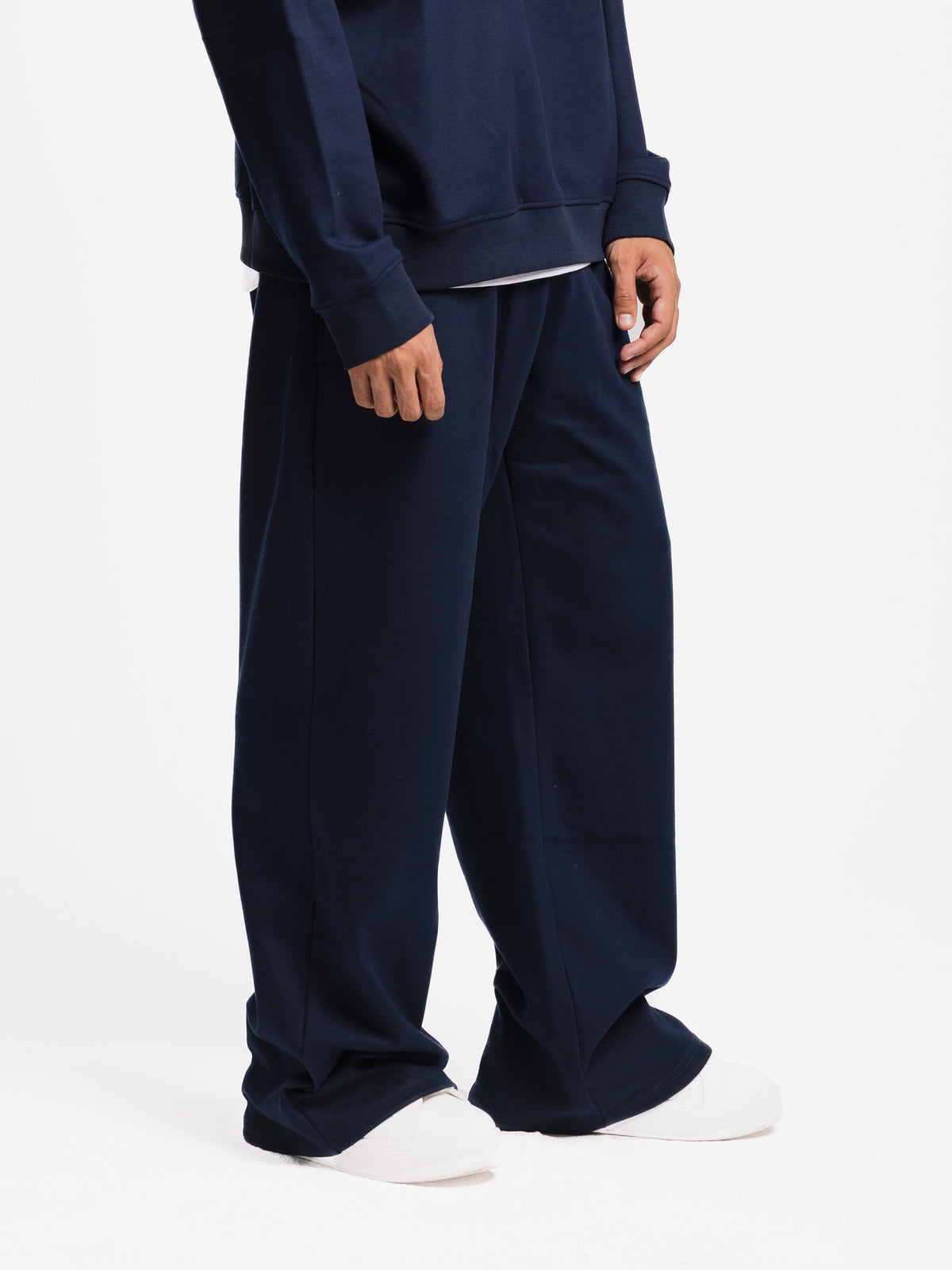 COMFORT+ STRAIGHT LEG SWEATPANTS