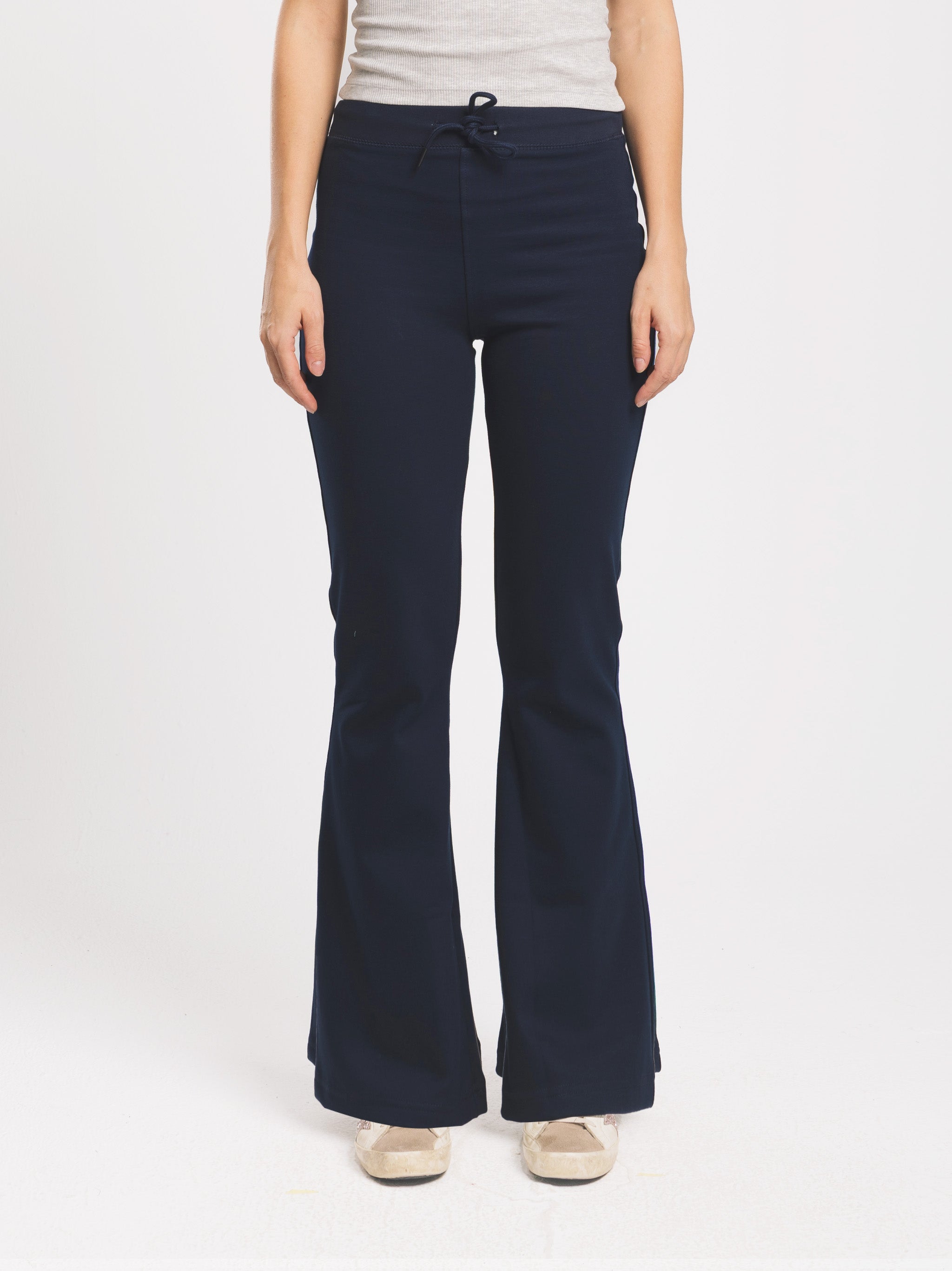 COMFORT+ FLARED PANTS