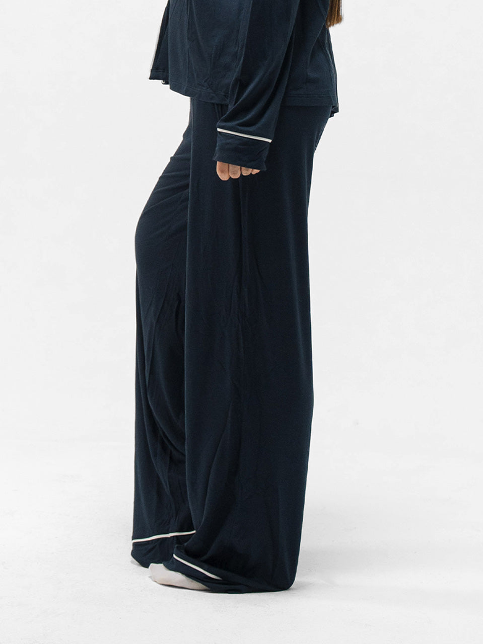 PIPED LONG SLEEVE & PANTS SET