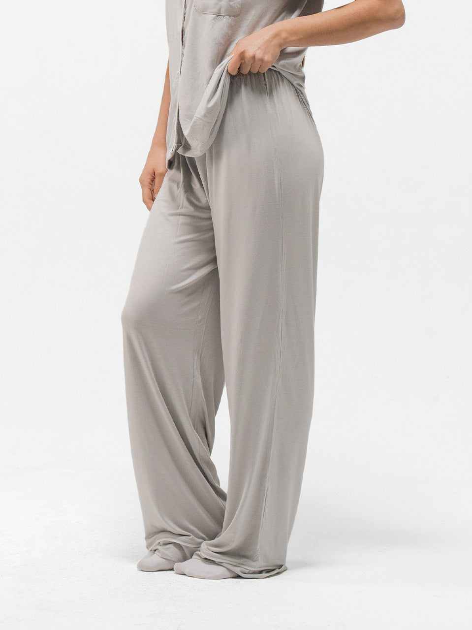 PIPED SHORT SLEEVE & PANTS SET