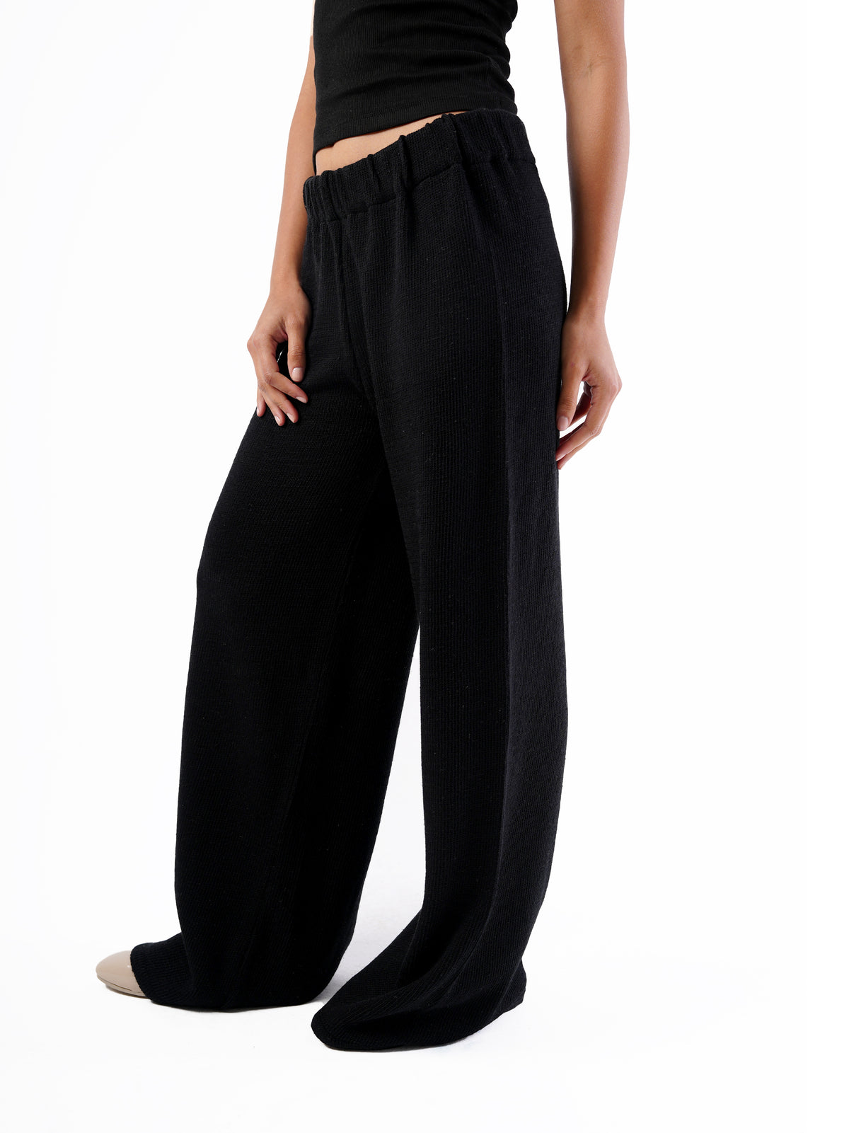 WIDE LEG KNIT PANTS