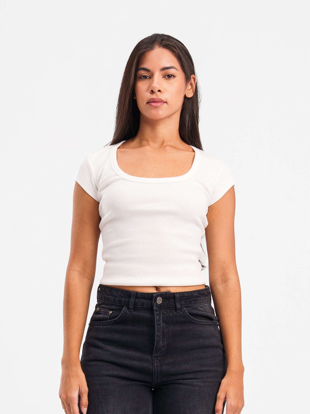 RIBBED U-SHAPED SHORT SLEEVE TOP