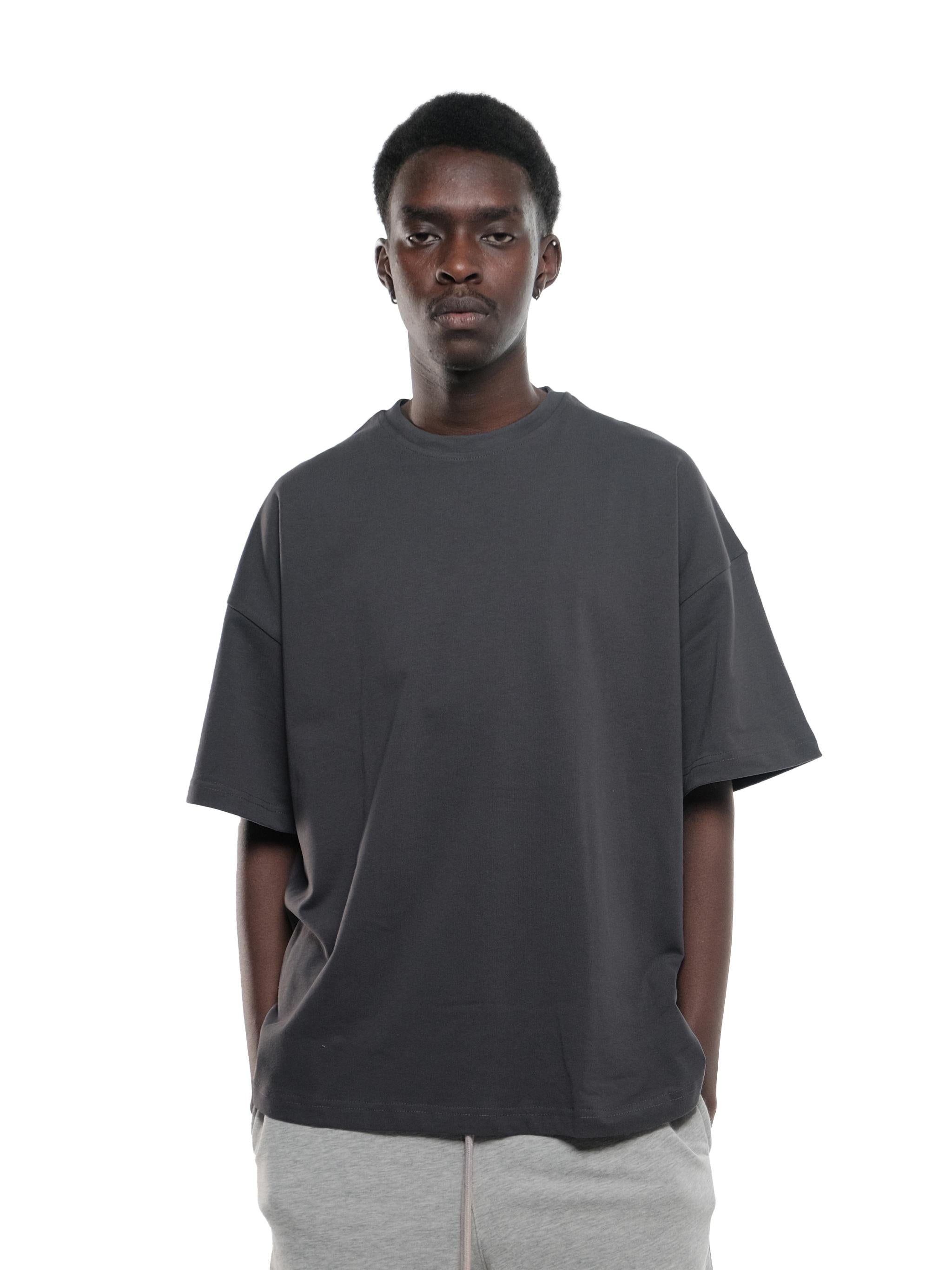 DARK GREY BASIC T-SHIRT