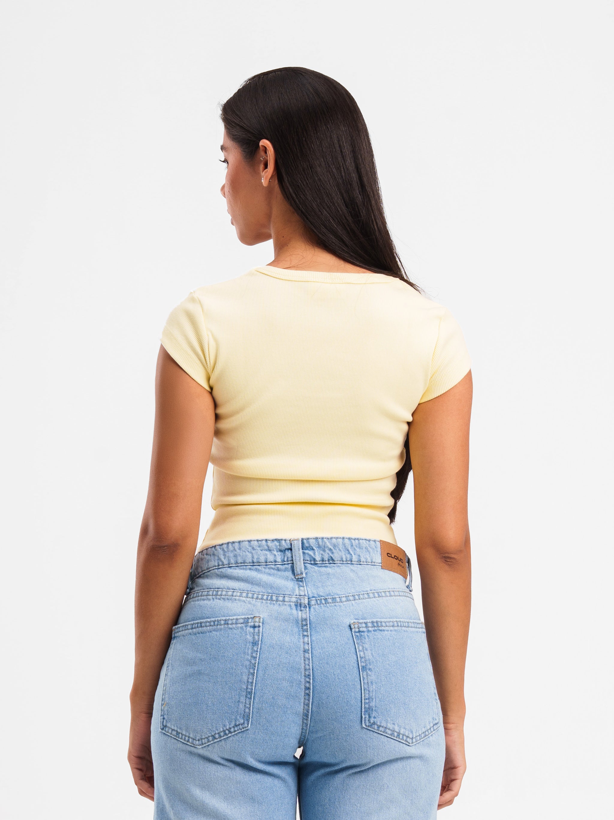 YELLOW RIBBED U-SHAPED SHORT SLEEVE TOP
