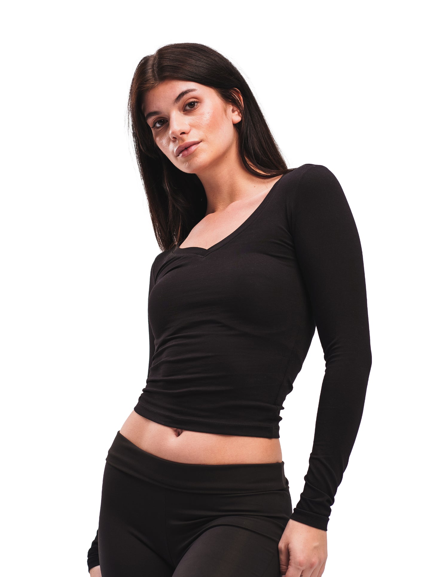 BLACK V-NECK LONG SLEEVE TOP