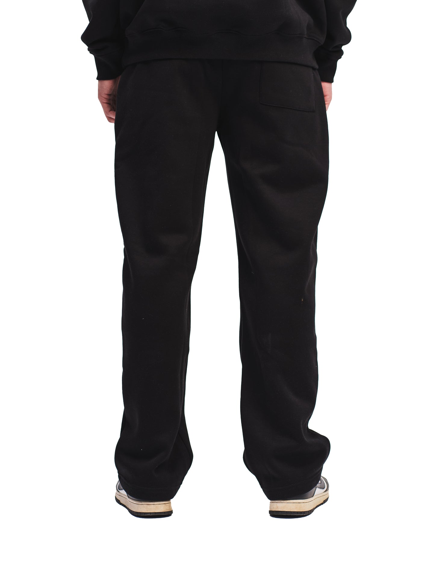 BLACK STRAIGHT LEG SWEATPANTS