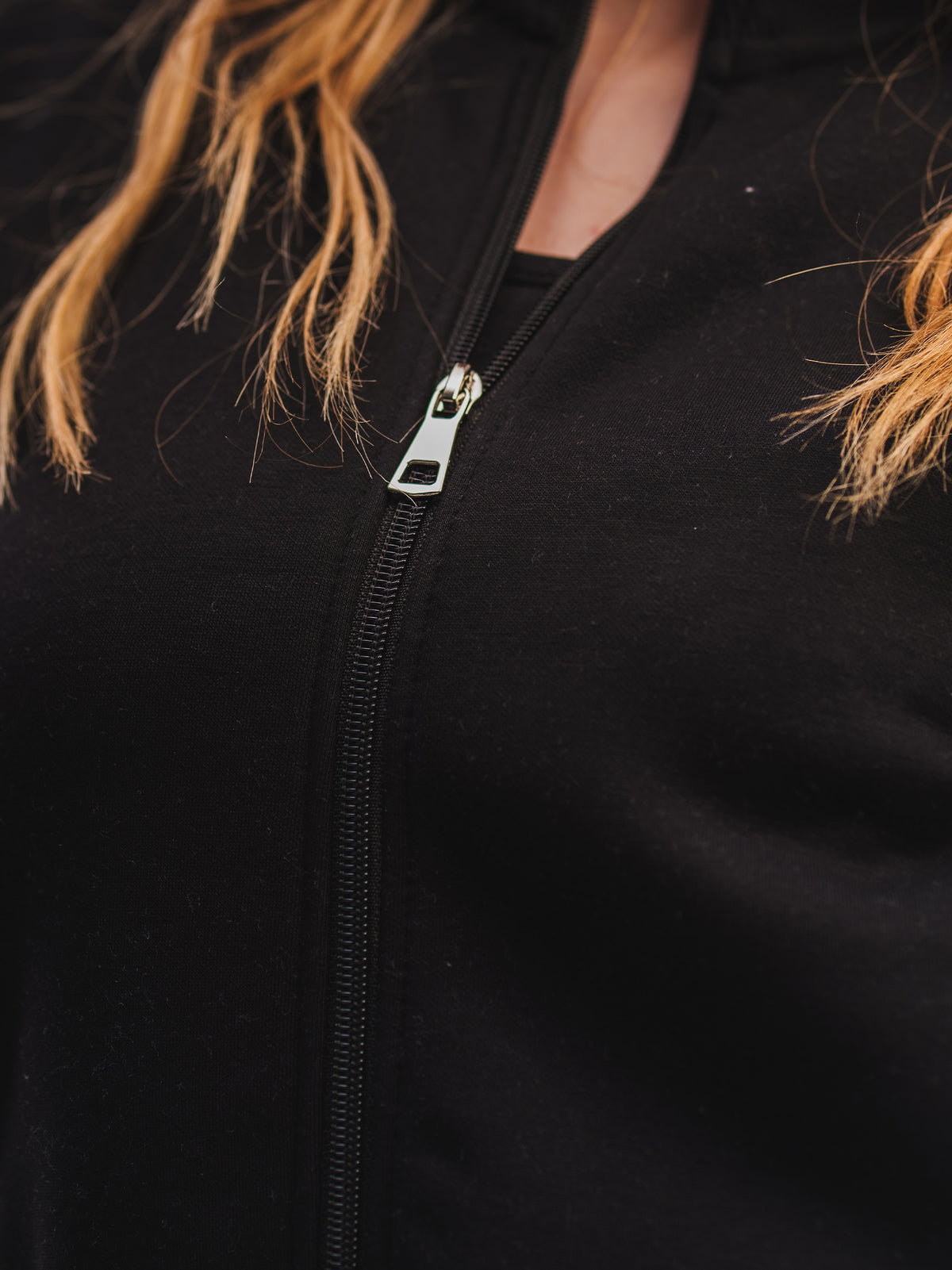 CROPPED ZIP UP