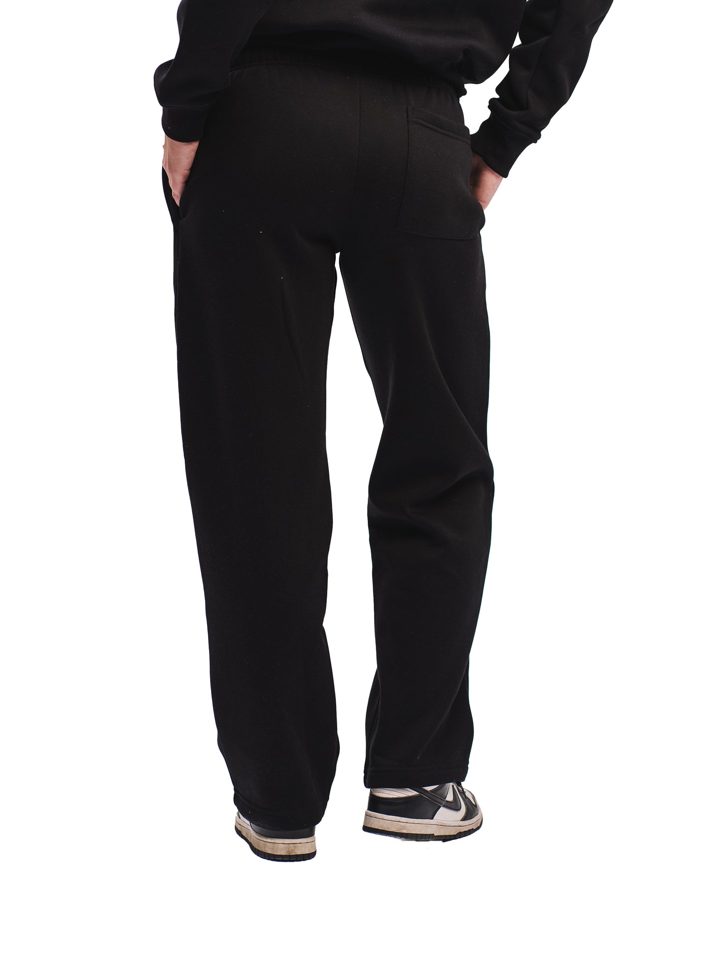 BLACK STRAIGHT LEG SWEATPANTS