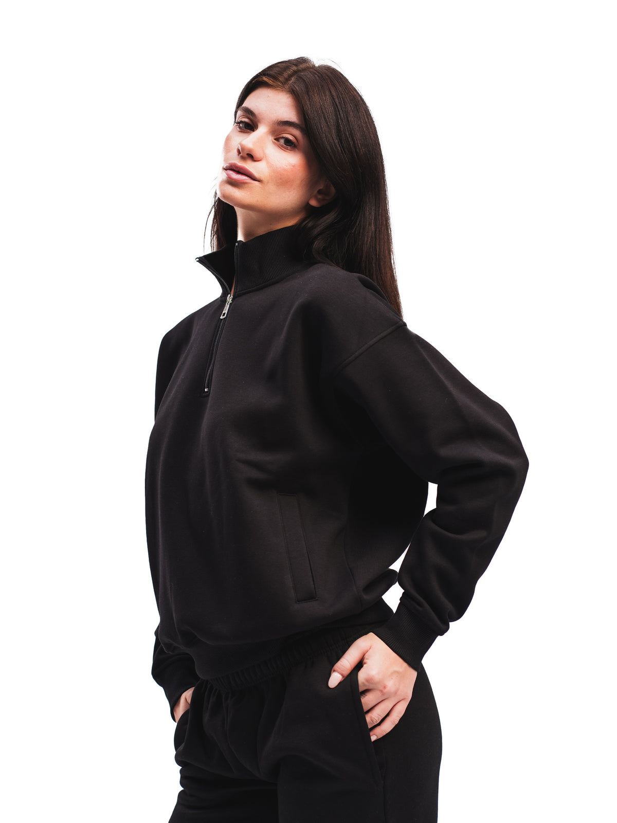QUARTER ZIP