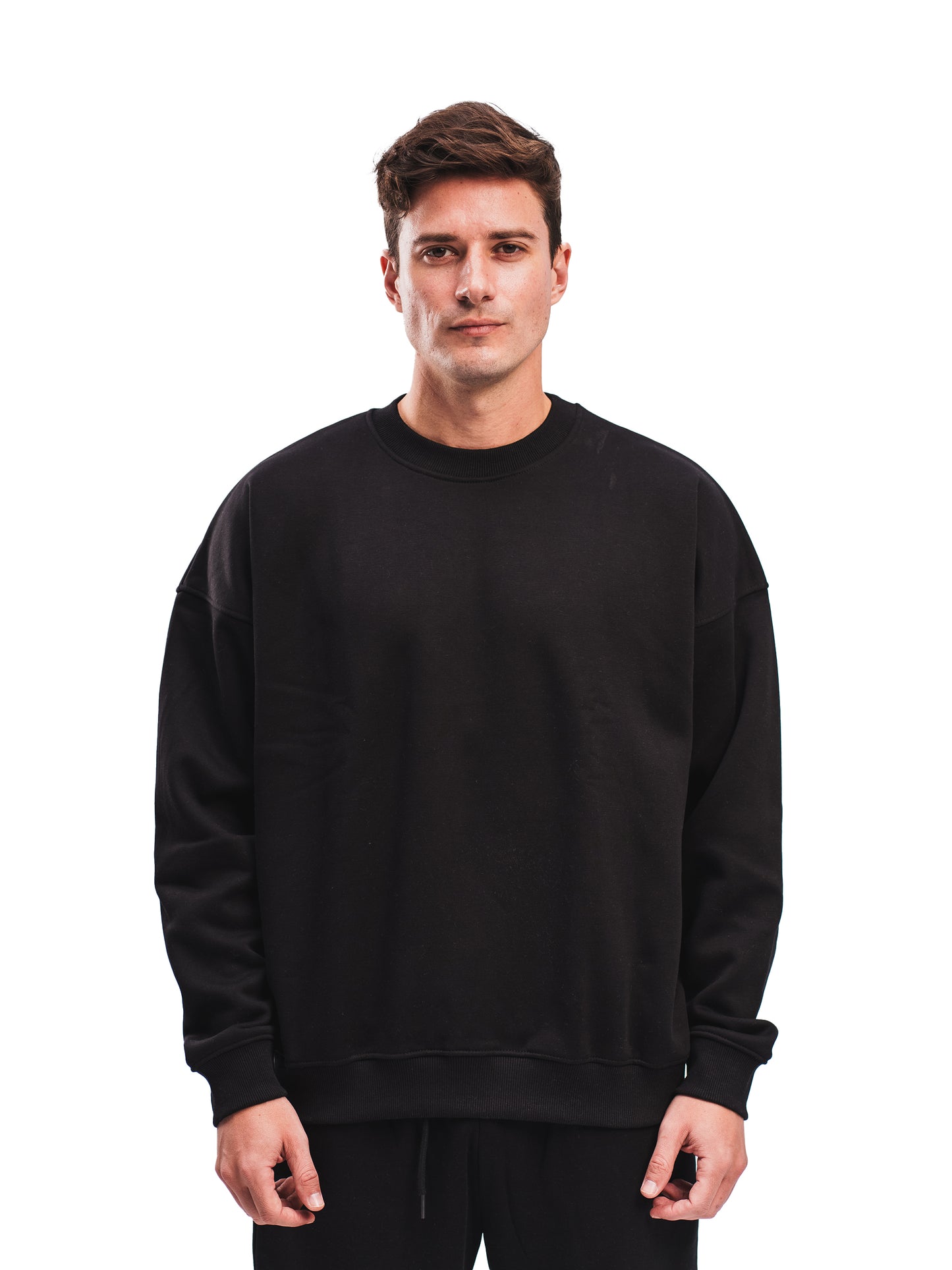 BLACK CREWNECK