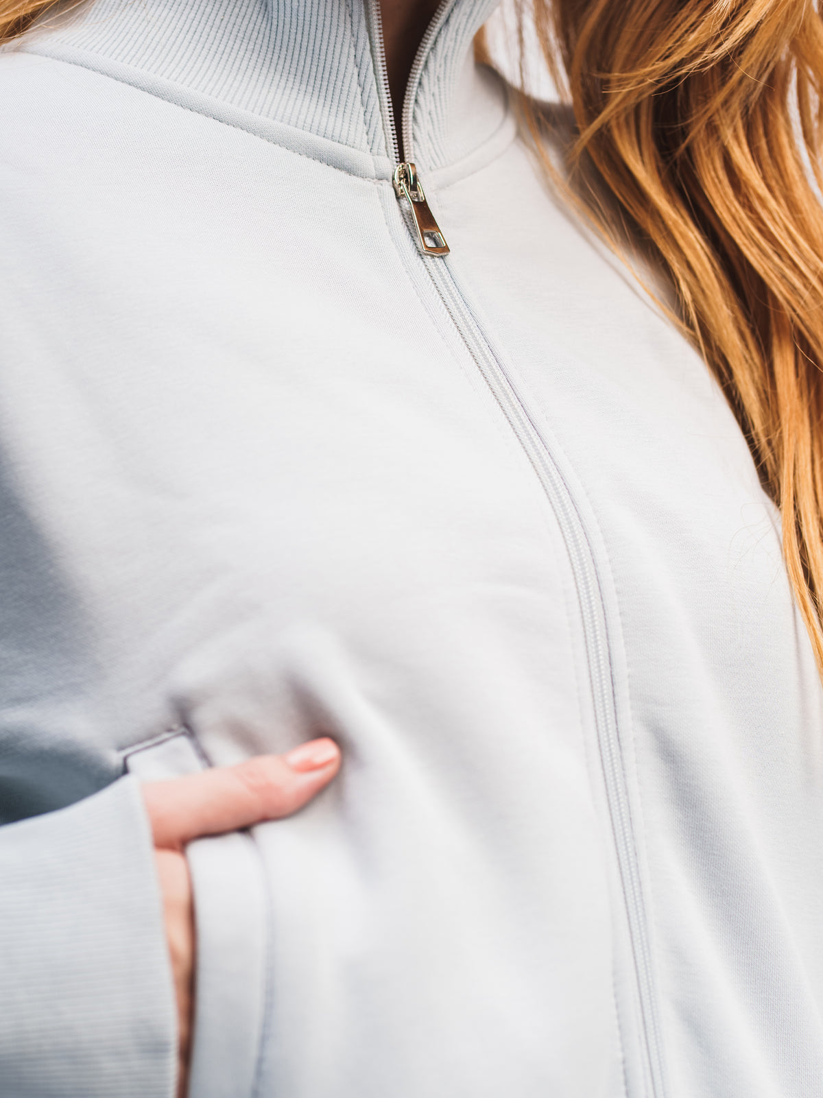 CROPPED ZIP UP