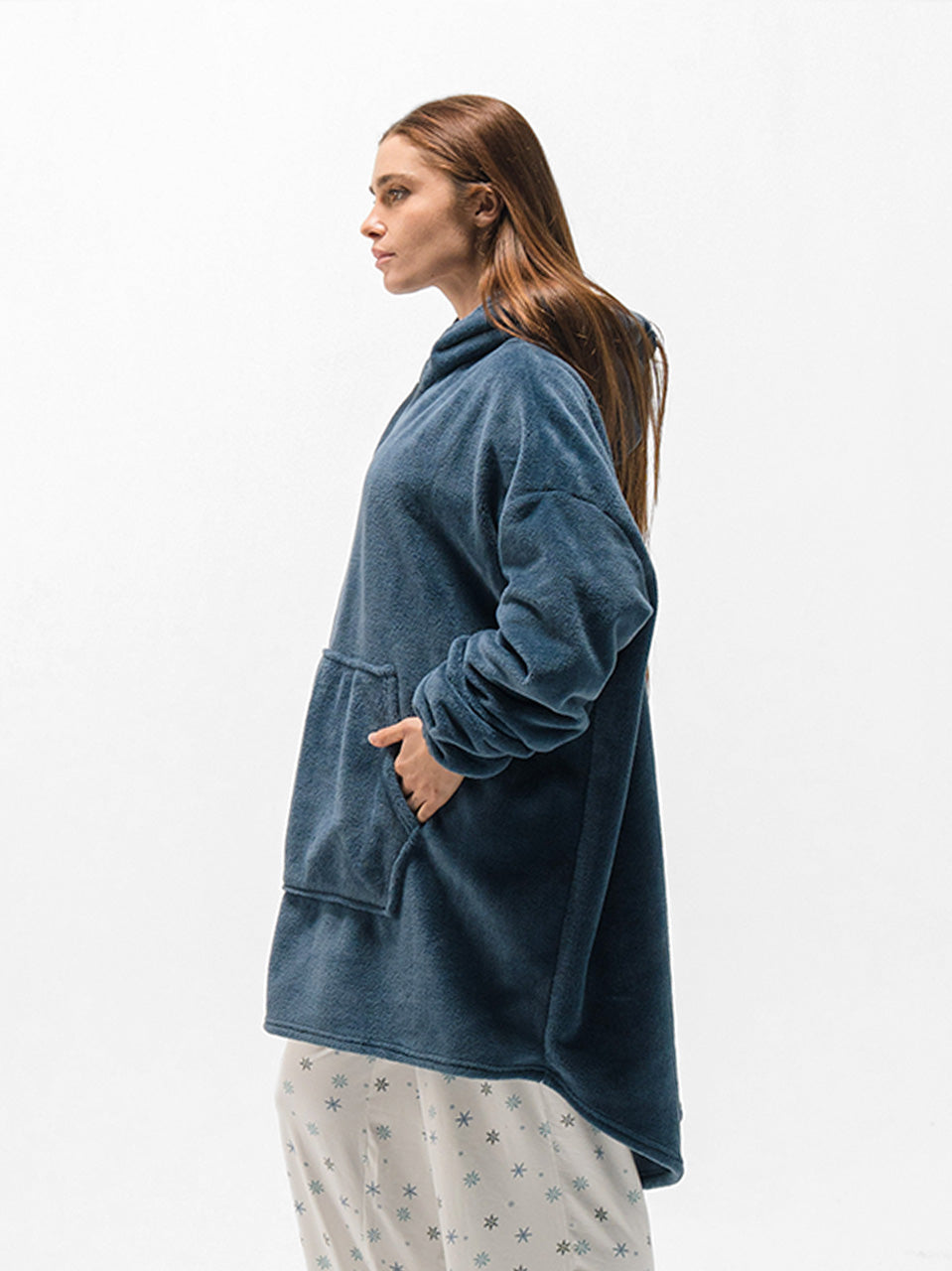 BLANKET HOODIE