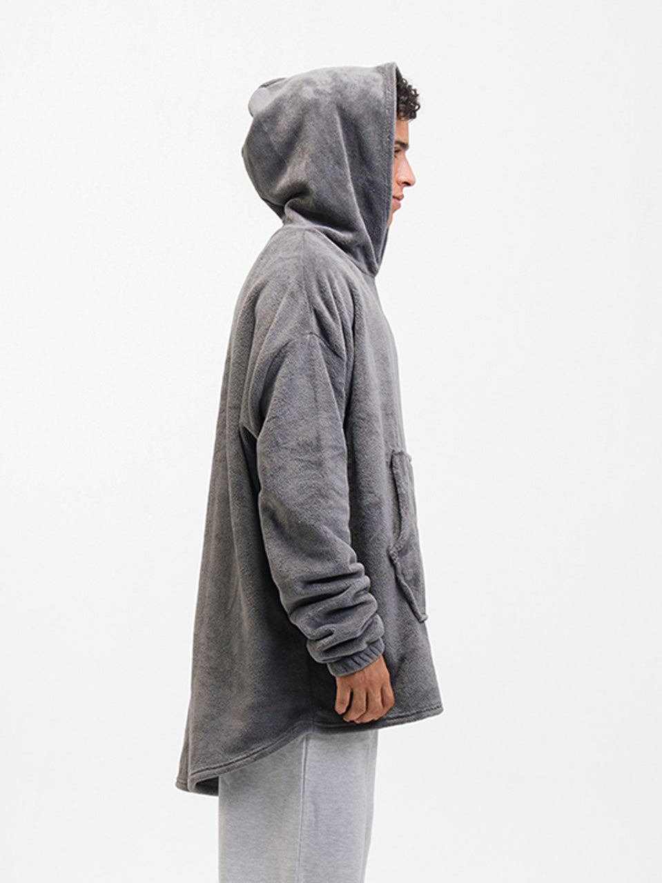 BLANKET HOODIE