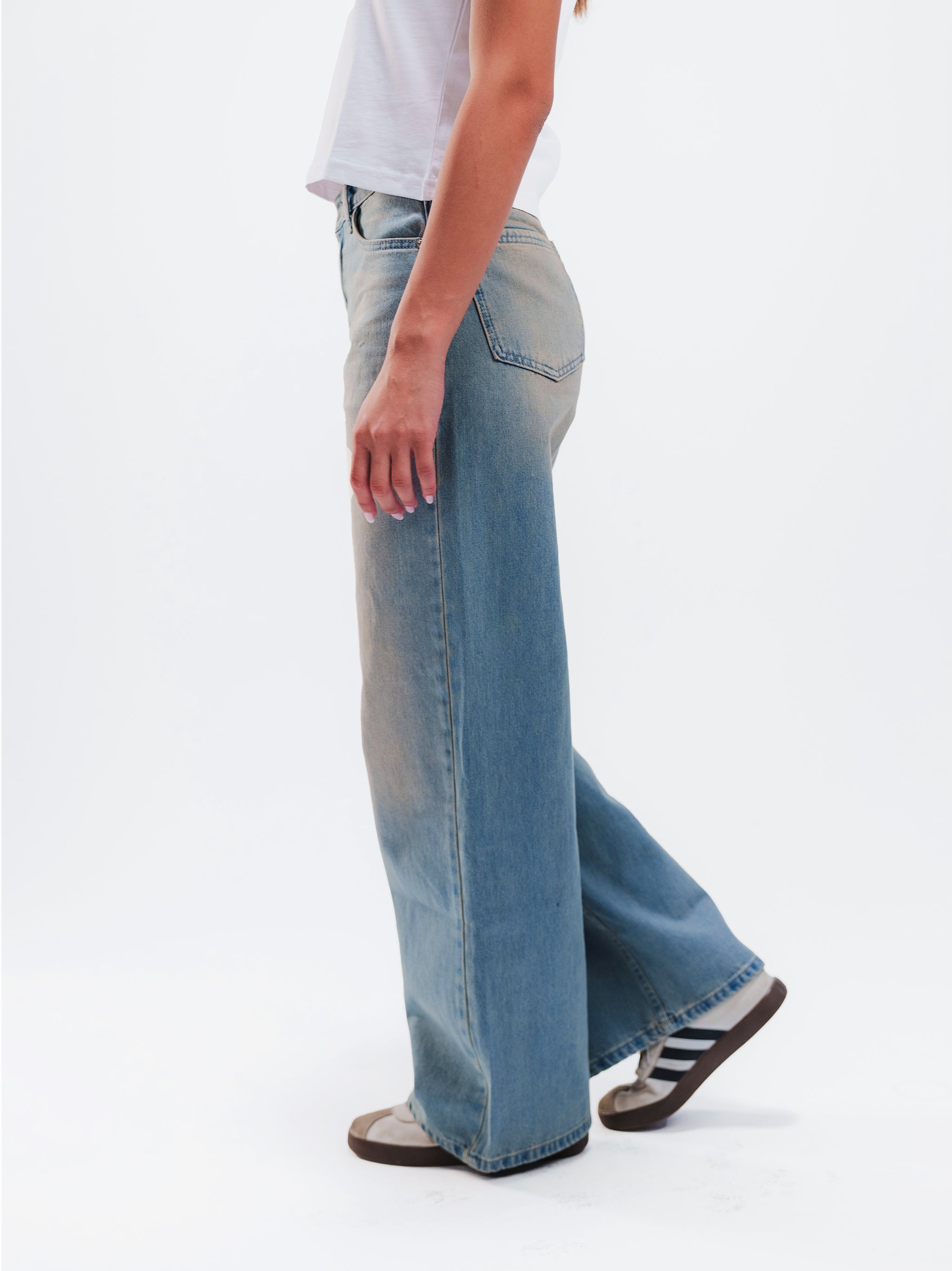 BAGGY JEANS