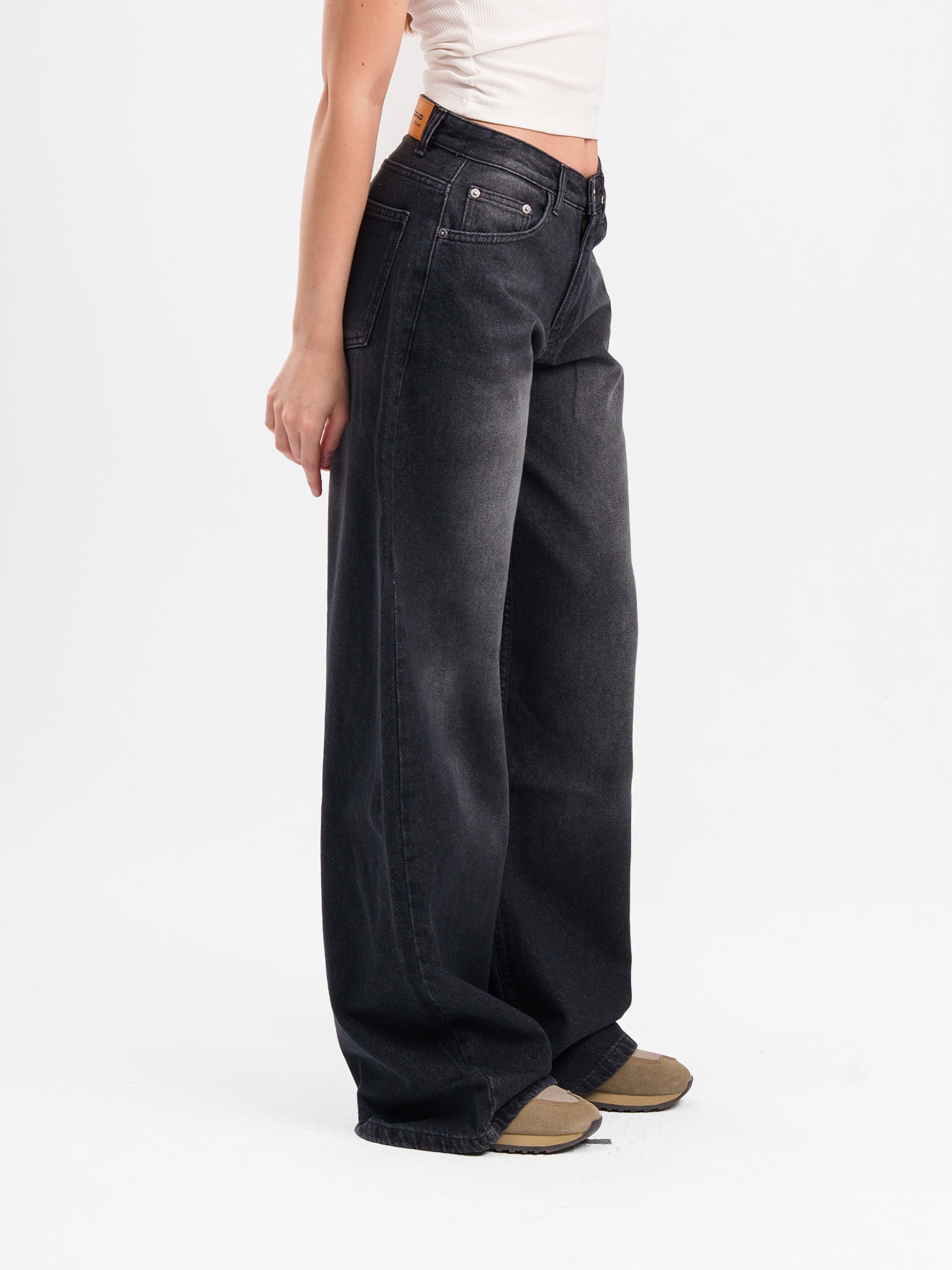 DARK GREY BAGGY JEANS