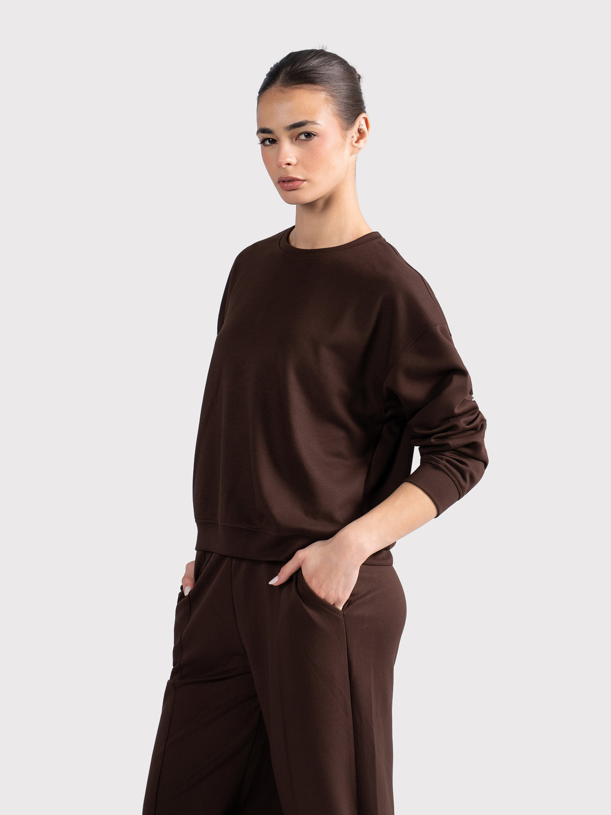 BREATHABLE CREWNECK BROWN