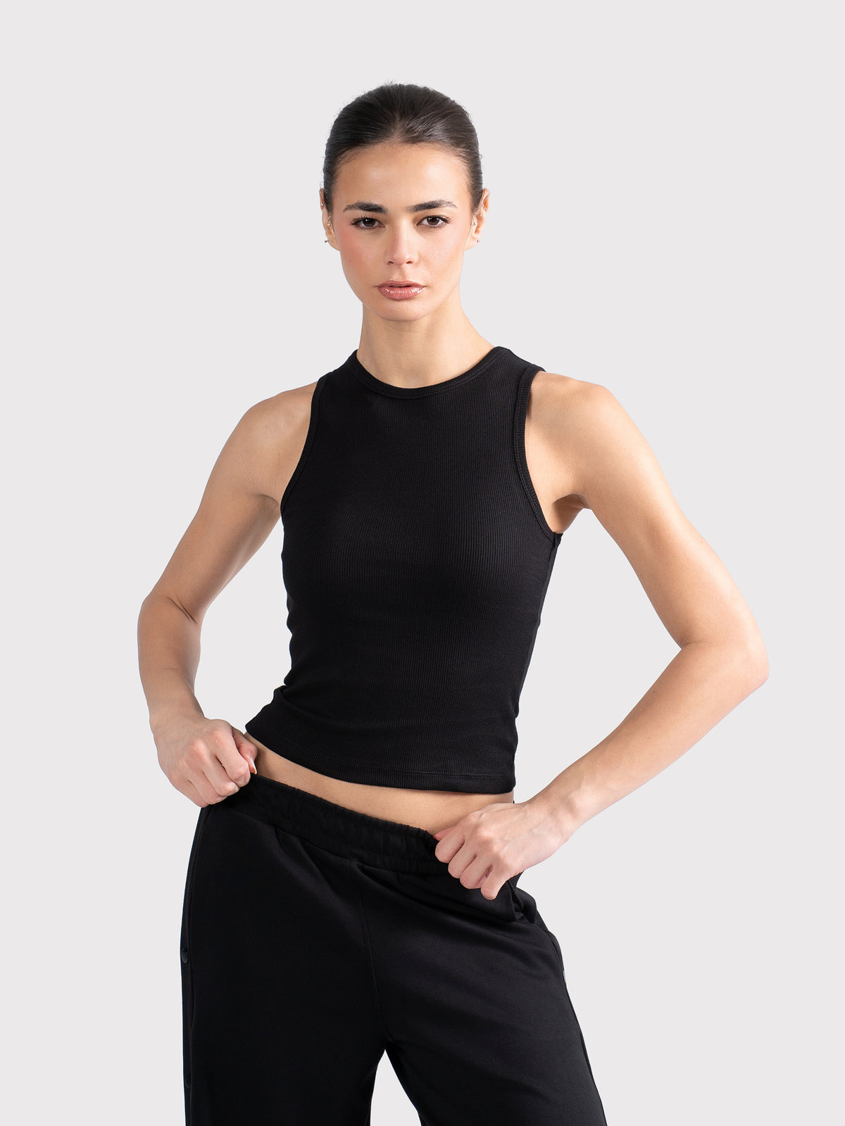 CREWNECK TANK TOP BLACK