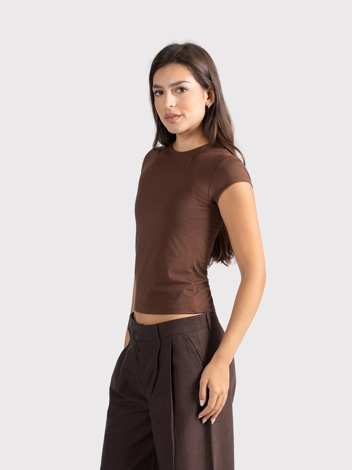 MICROFIBER BASIC SHORT SLEEVE TOP BROWN