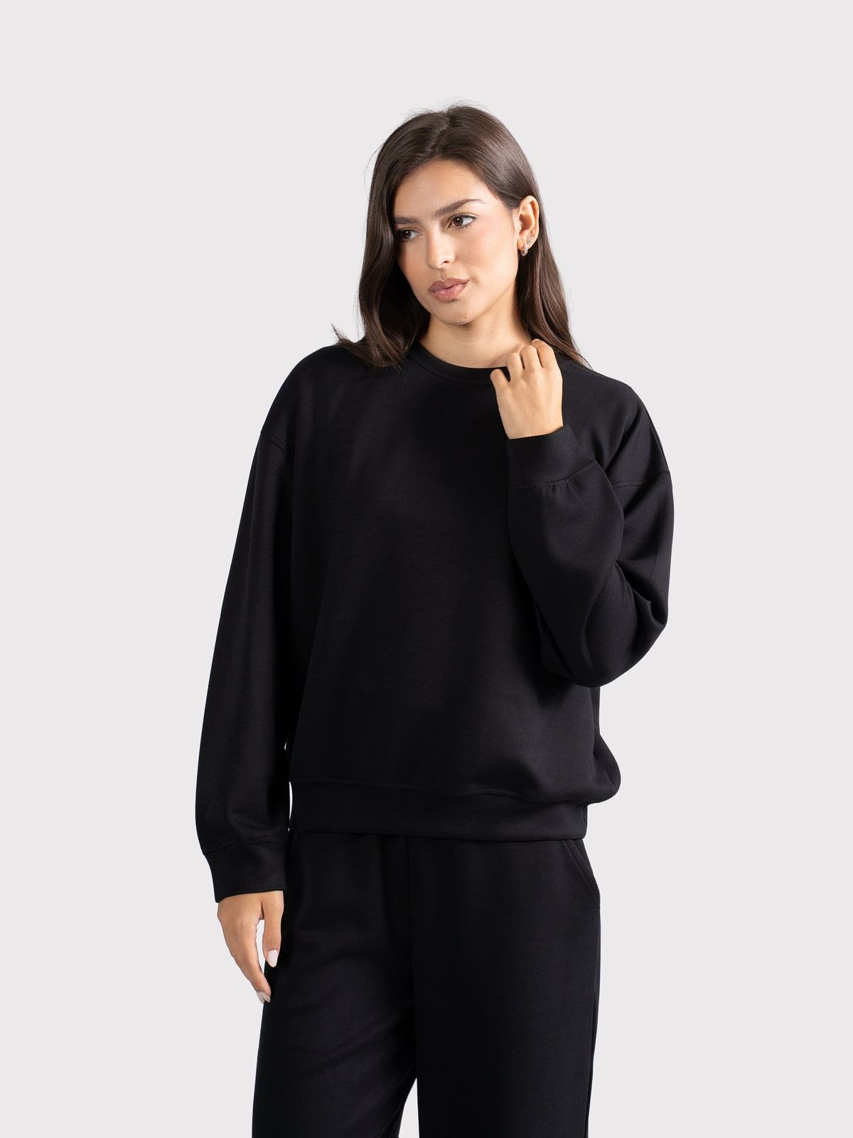 BREATHABLE CREWNECK BLACK