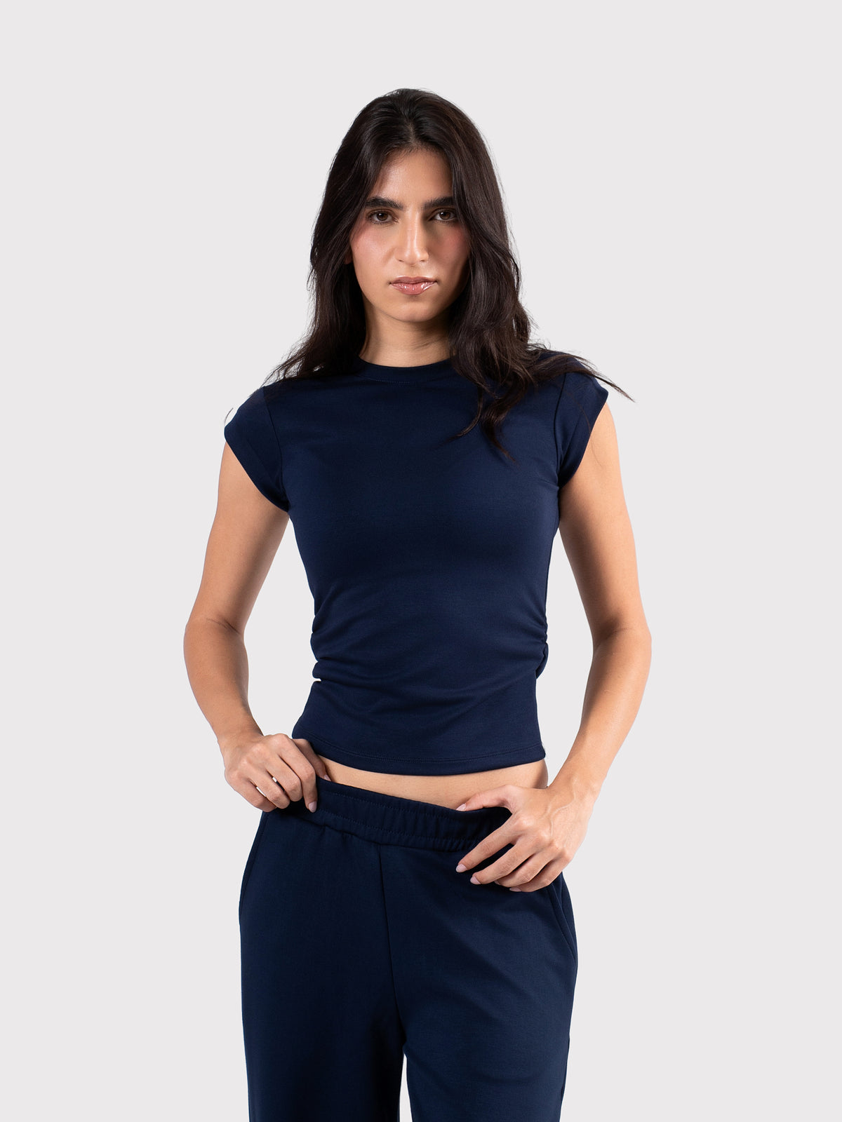BREATHABLE CINCH TEE - NAVY