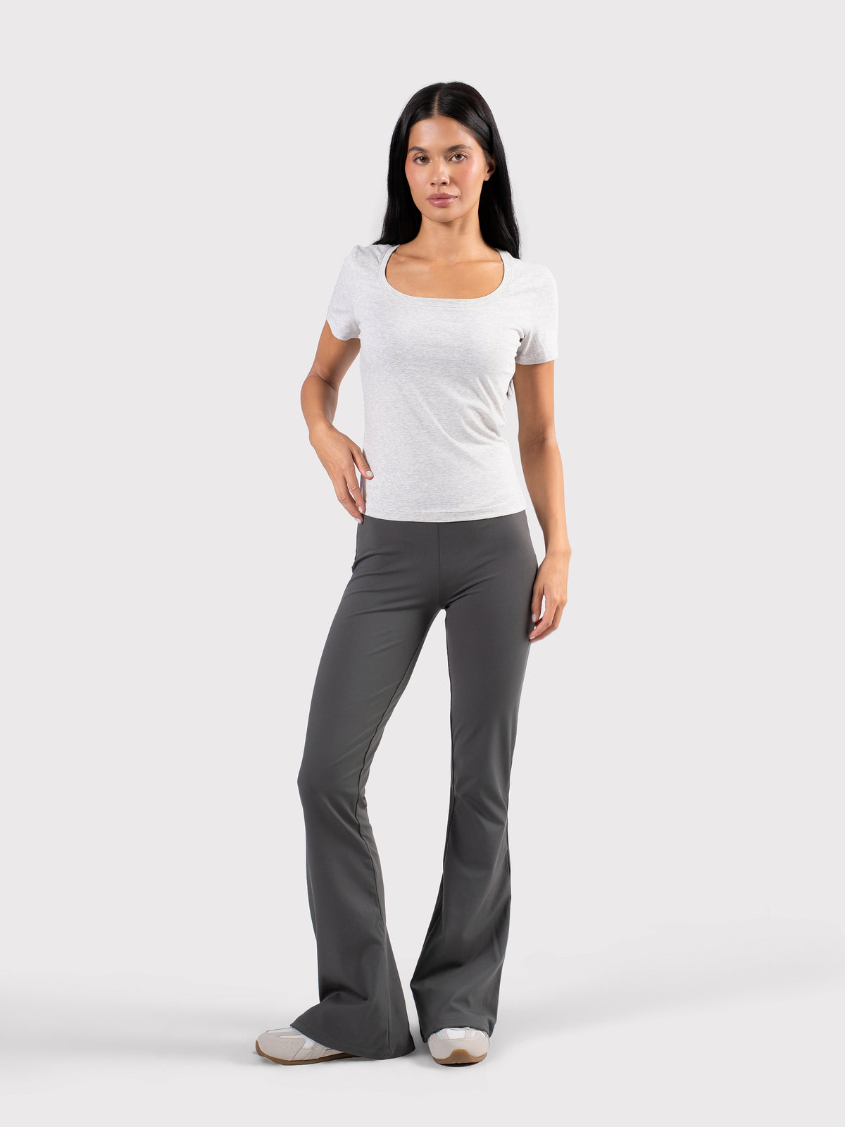 U-SHAPED SHORT SLEEVE CLOUD-GREY
