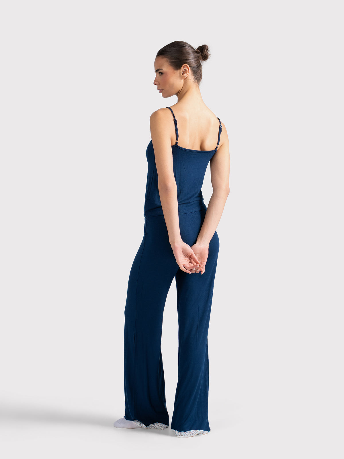 WHITE LACE TRIM CAMI PANTS SET NAVY