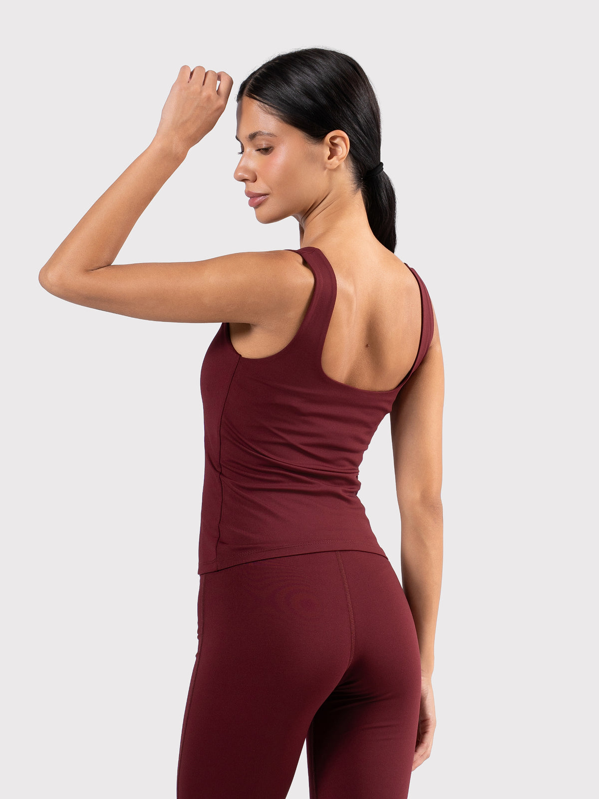 MOVE TANK TOP BURGUNDY