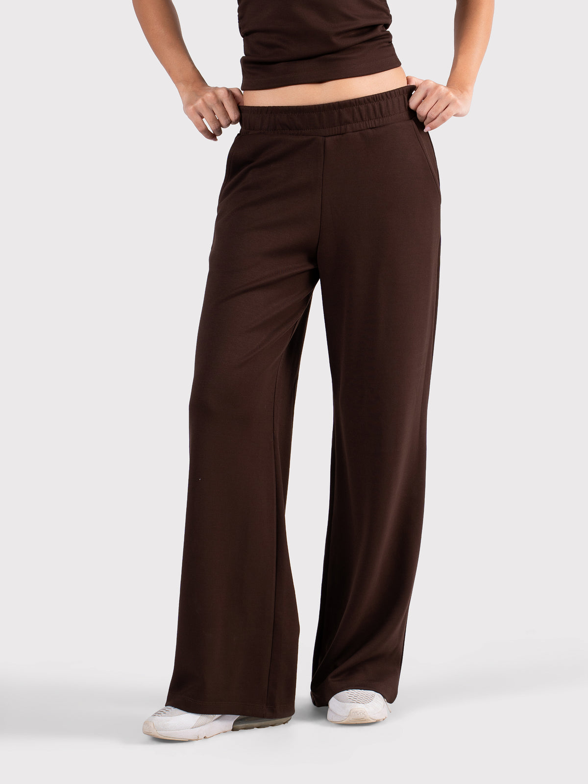 BREATHABLE WIDE LEG PANTS BROWN