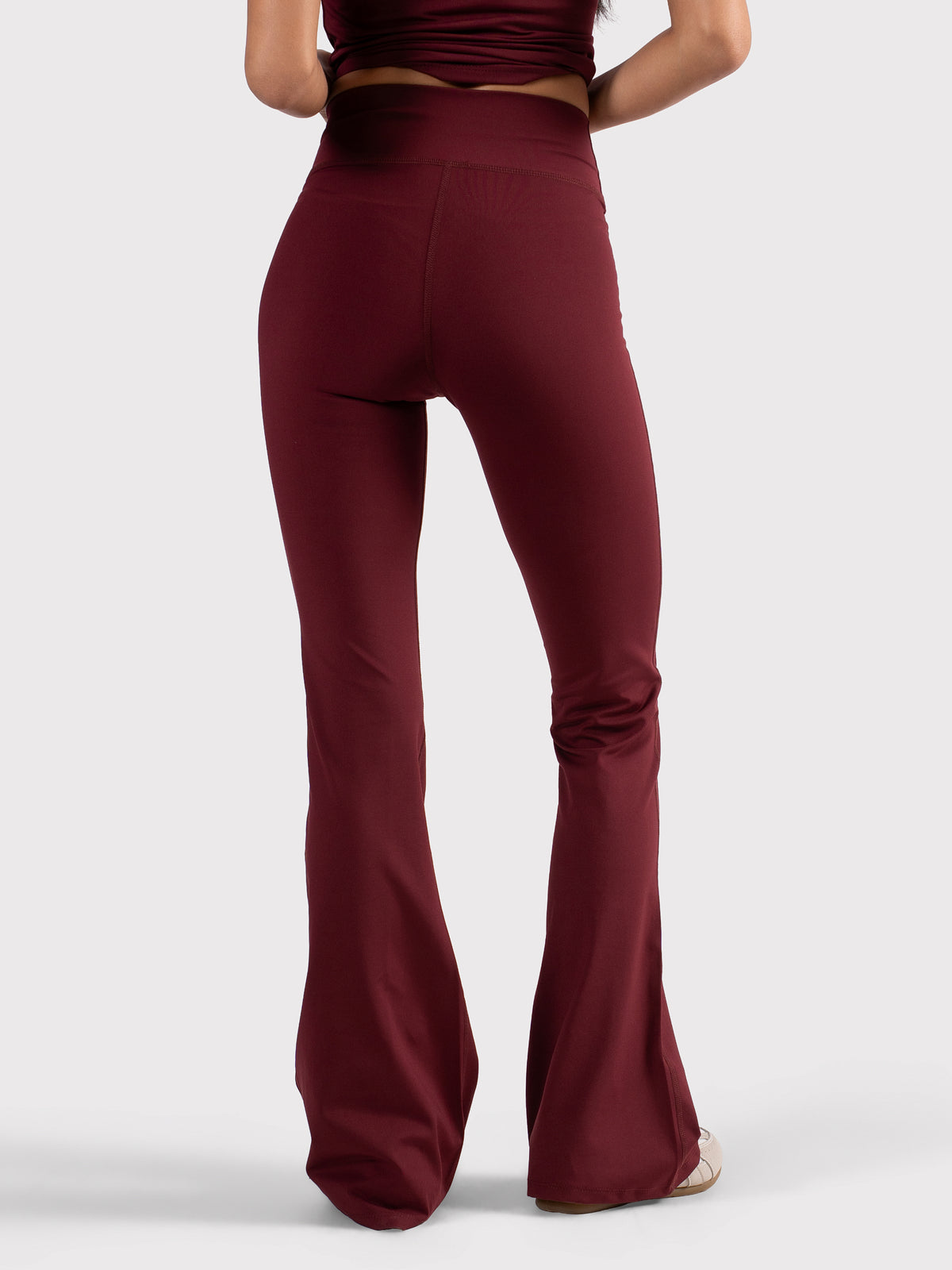 MOVE CROSSOVER YOGA PANTS BURGUNDY