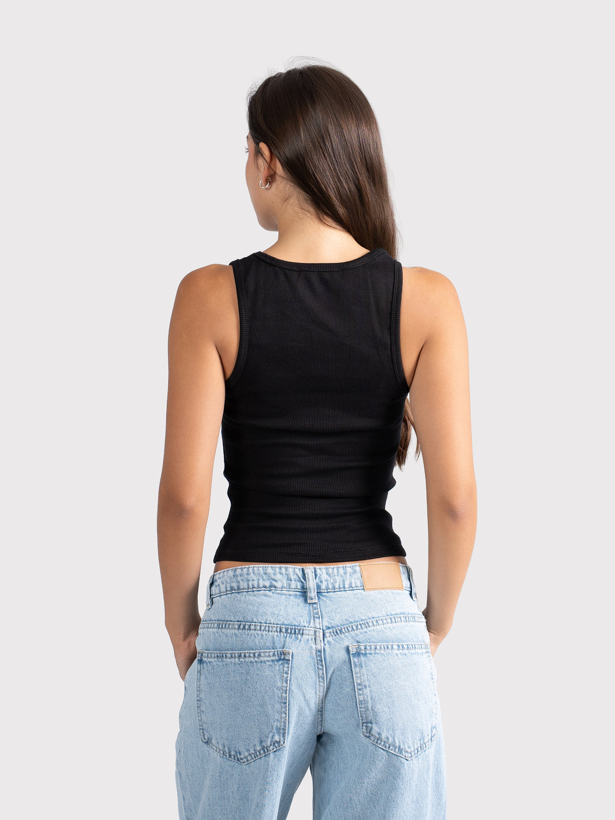 U-SHAPED TANK TOP BLACK