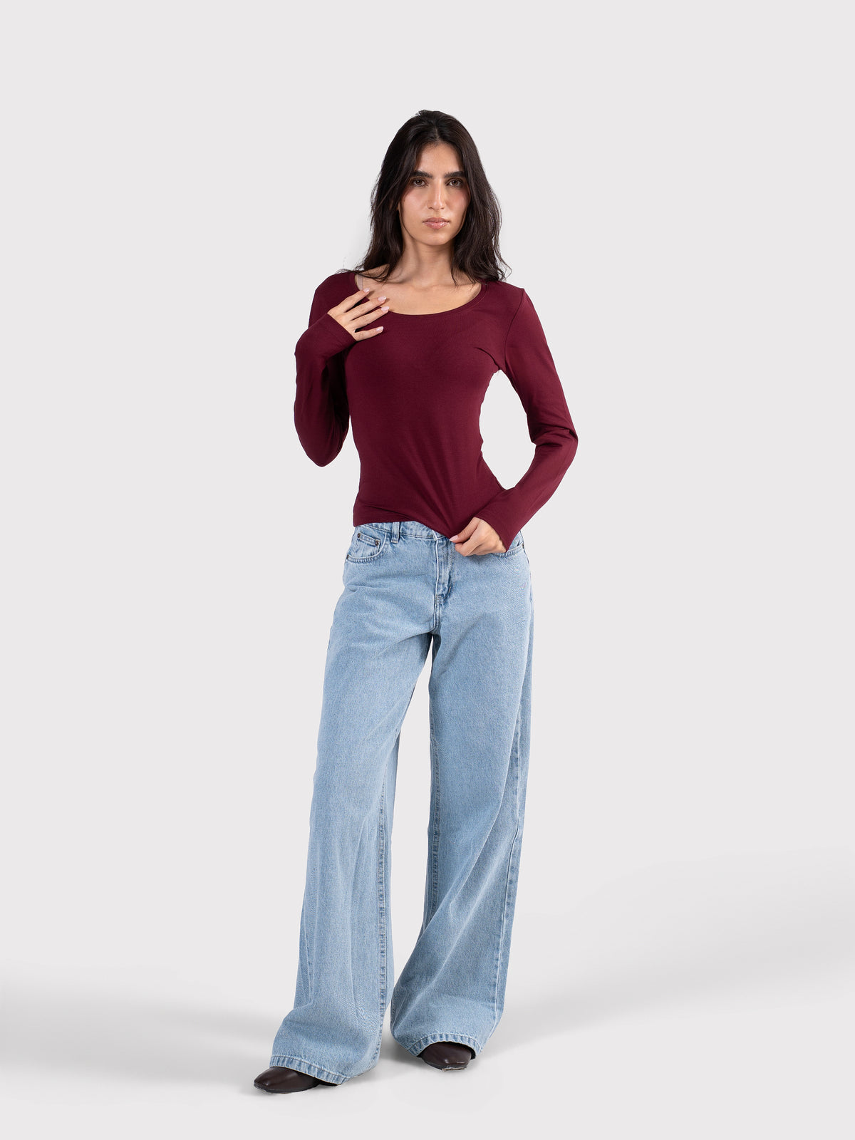 U-SHAPED LONG SLEEVE TOP BURGUNDY